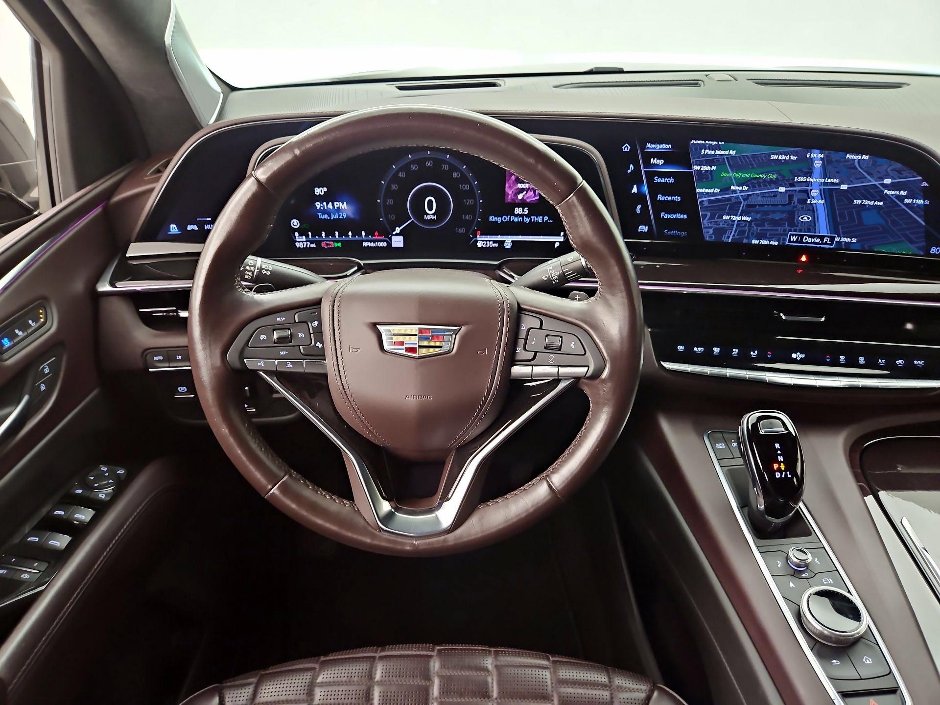Thumbnail: 2022 Cadillac Escalade - 10