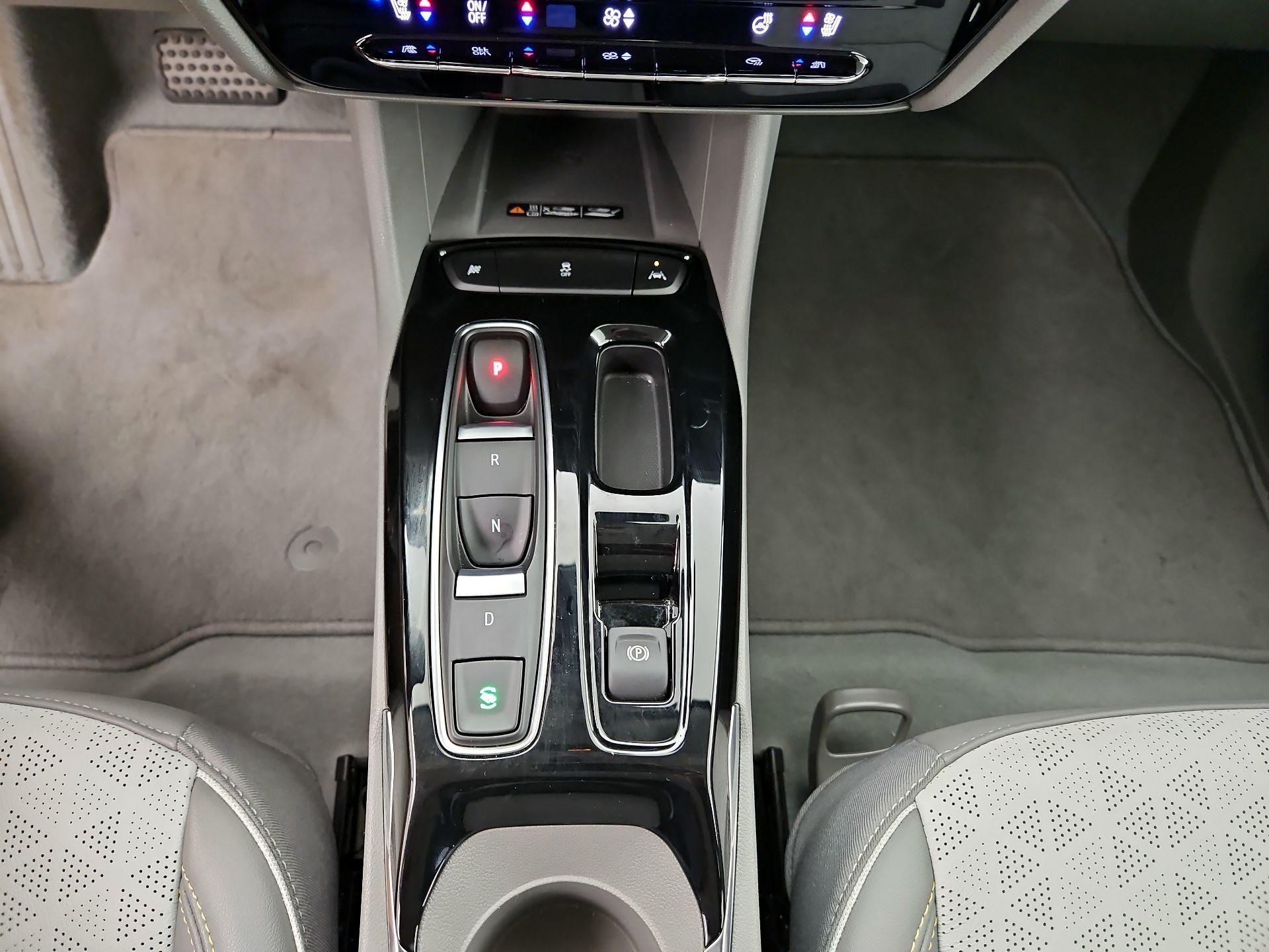 Thumbnail: 2023 Chevrolet Bolt EUV - 18