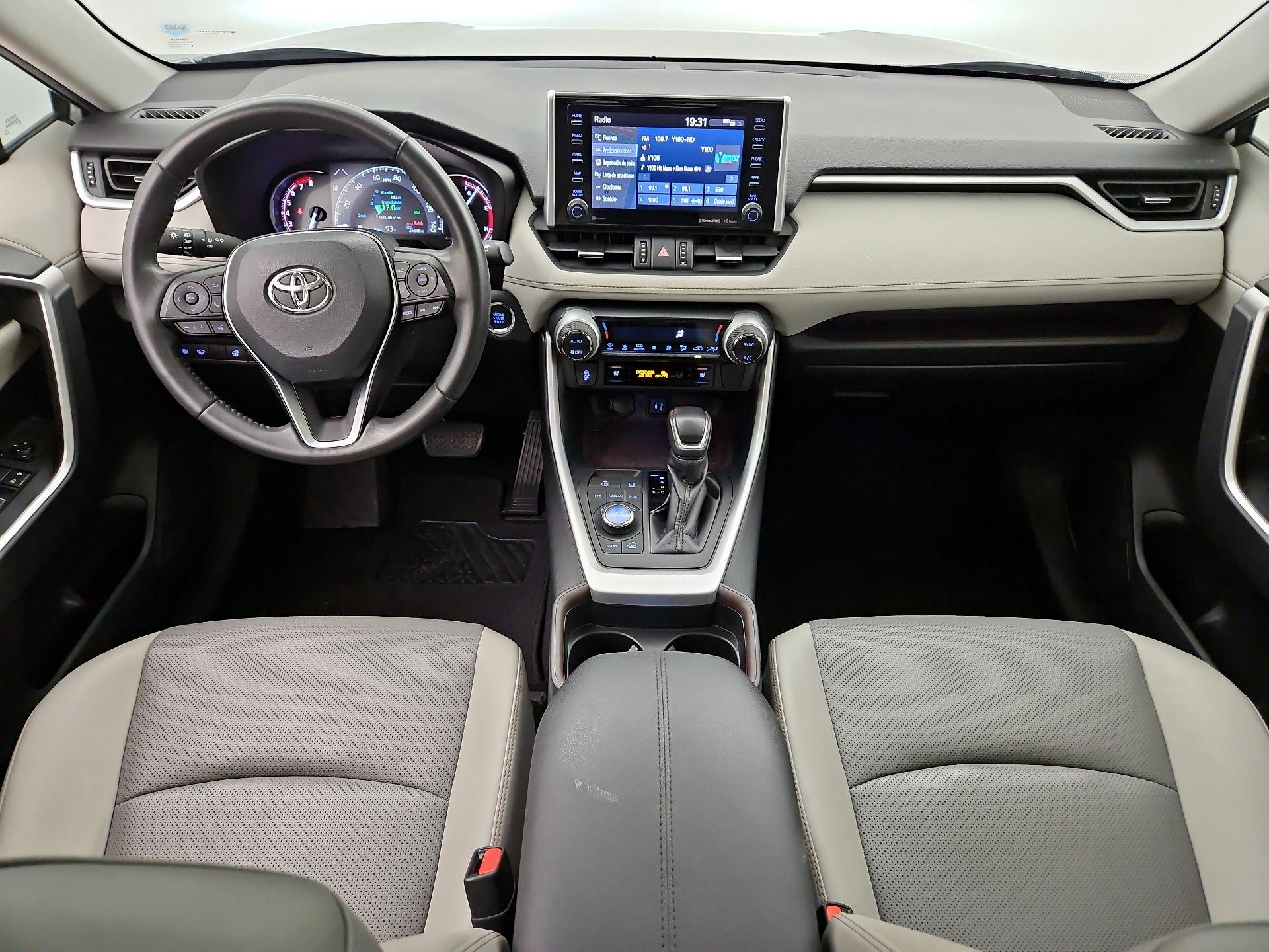 Thumbnail: 2019 Toyota RAV4 - 9