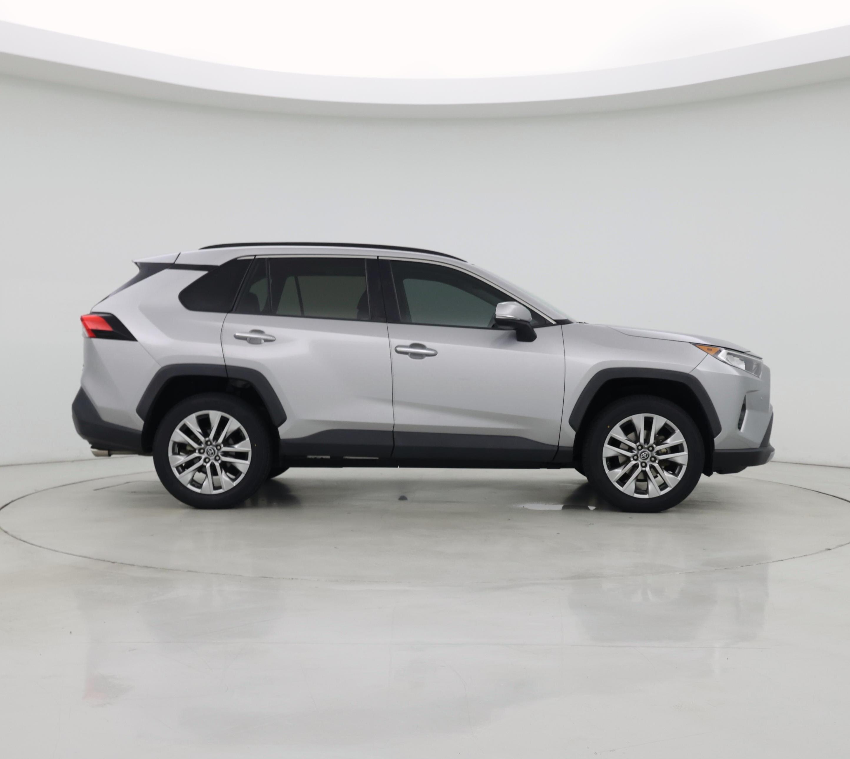 Thumbnail: 2019 Toyota RAV4 - 7