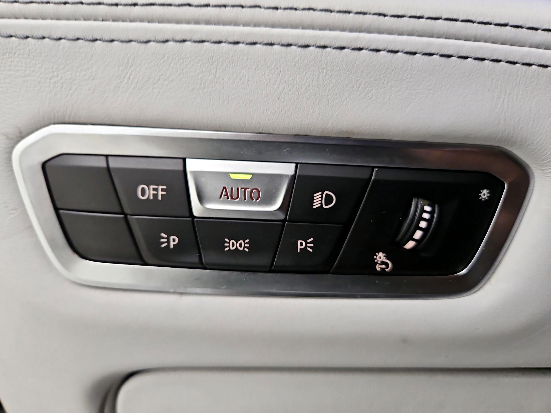 Thumbnail: 2023 BMW X6 - 13