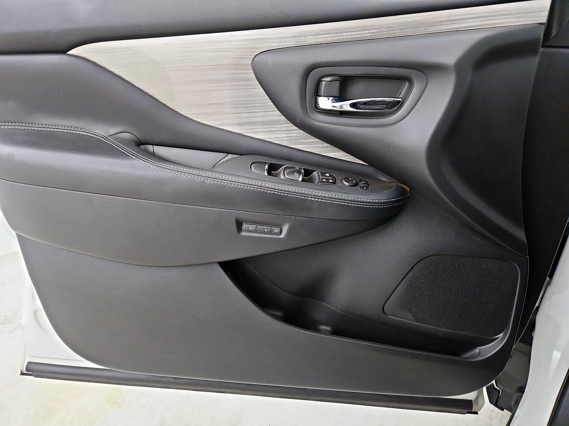 Thumbnail: 2017 Nissan Murano - 12