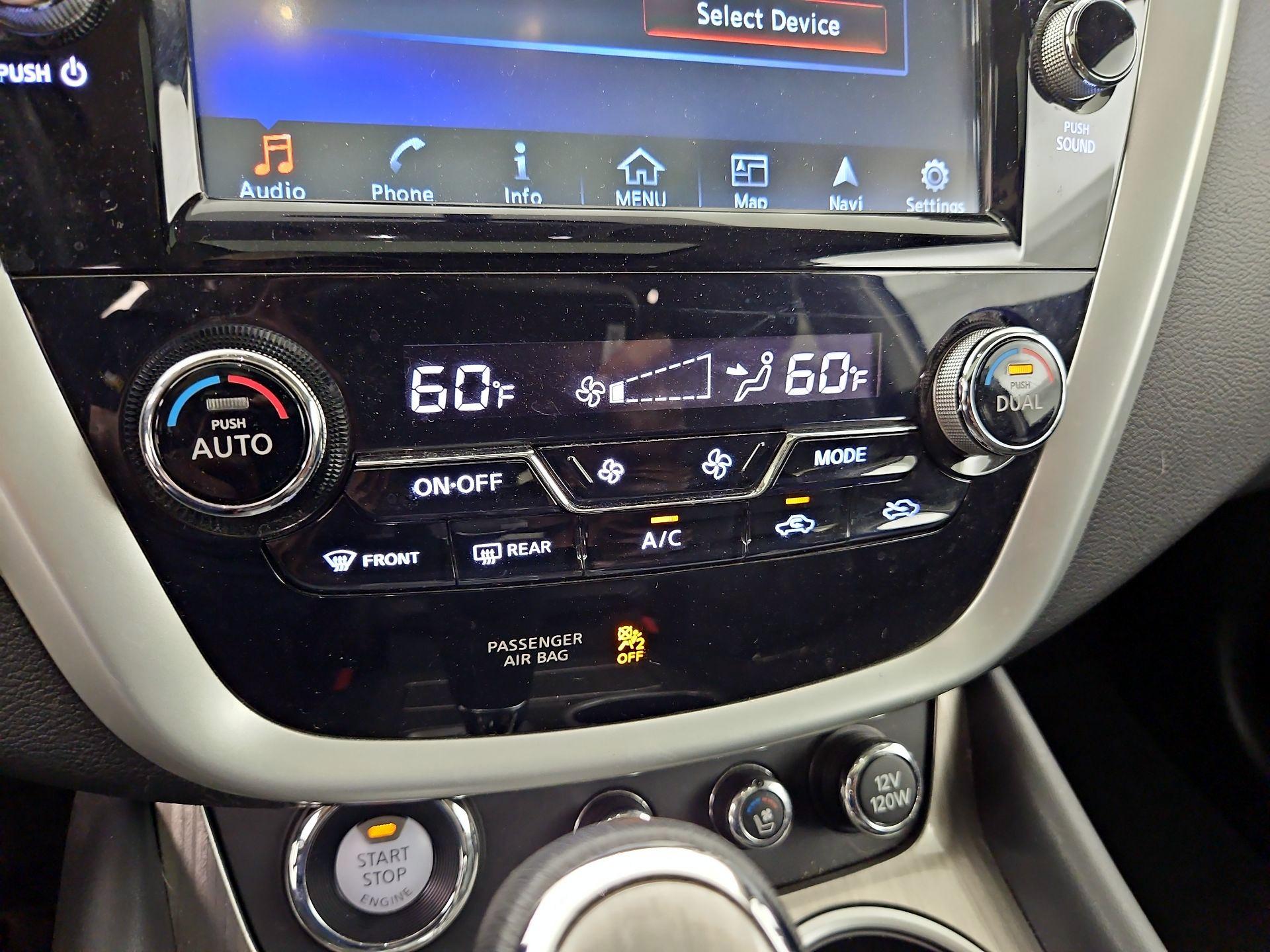 Thumbnail: 2017 Nissan Murano - 17