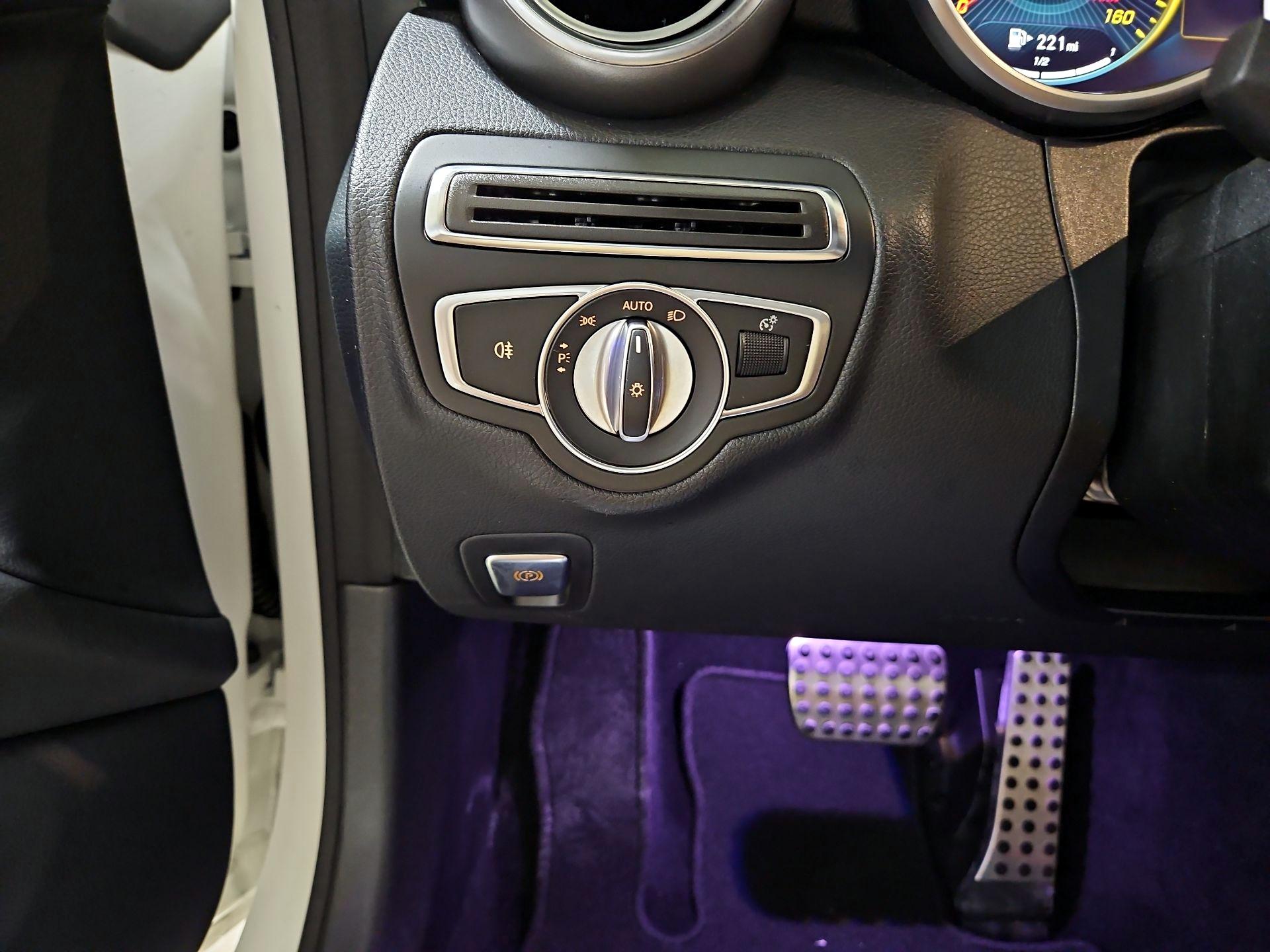 Thumbnail: 2019 Mercedes-Benz C-Class - 13