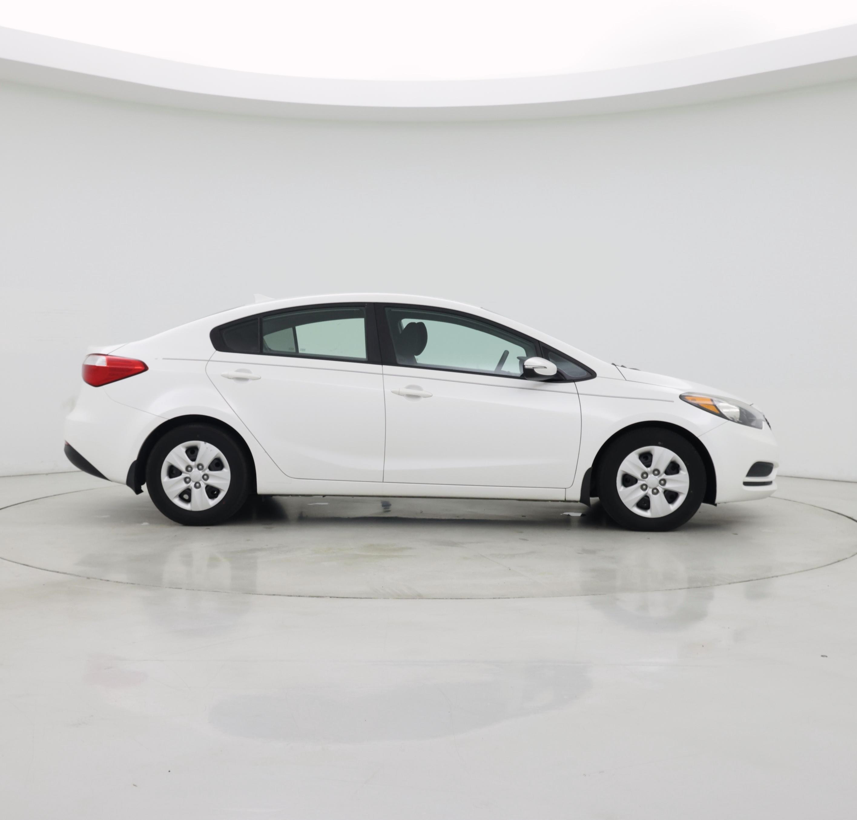 Thumbnail: 2016 Kia Forte - 7