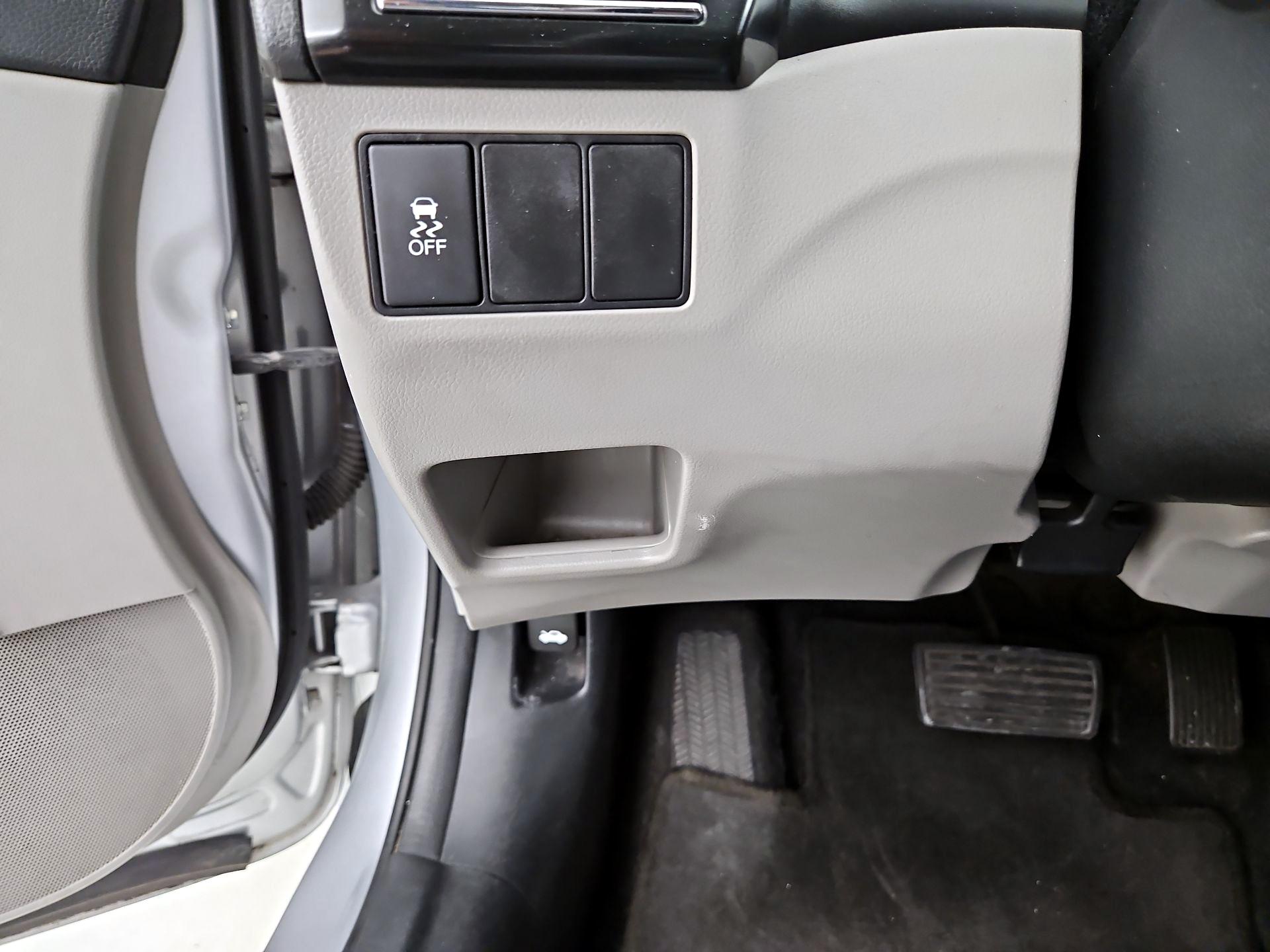 Thumbnail: 2013 Honda Civic - 13