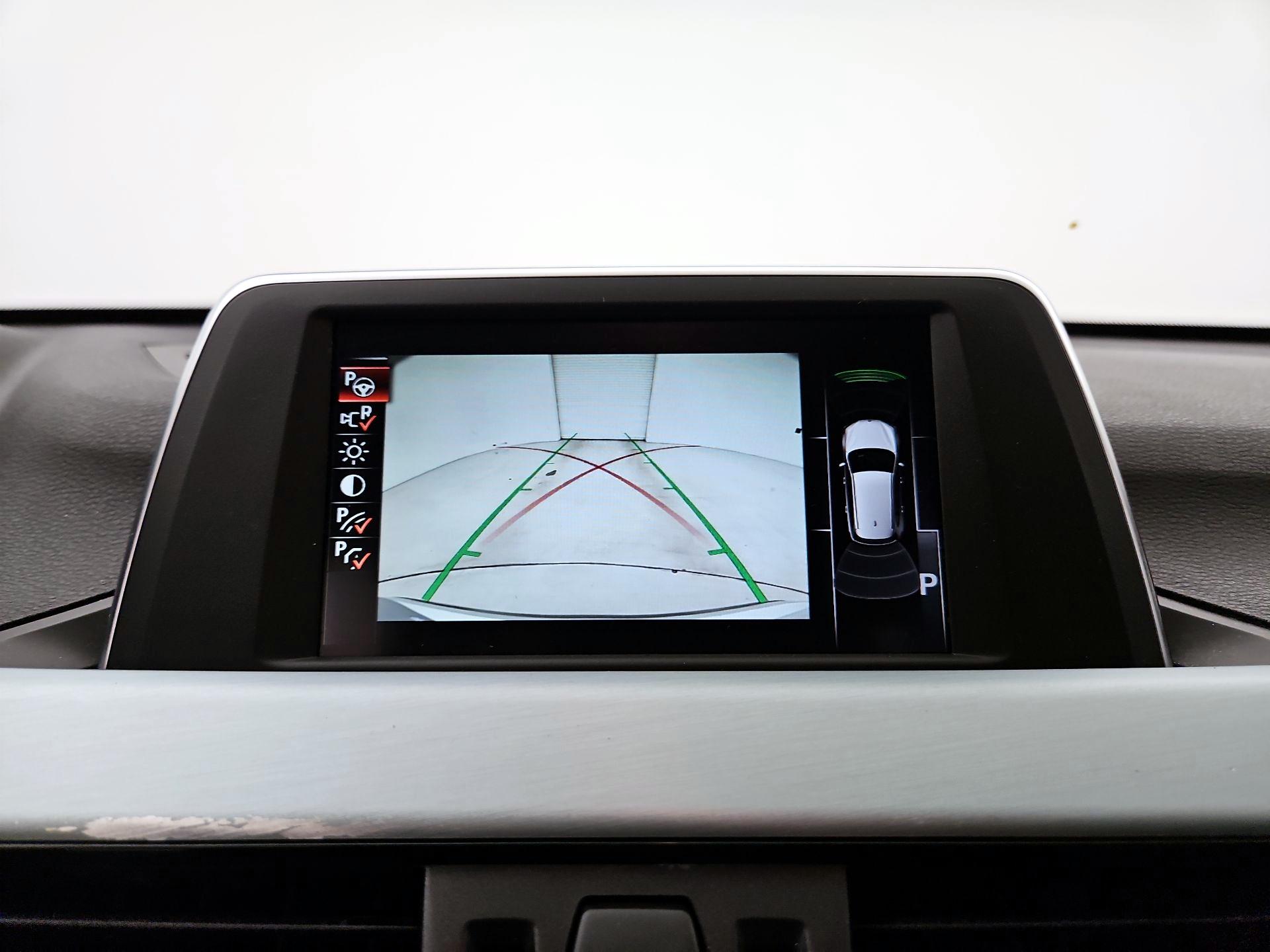 Thumbnail: 2016 BMW X1 - 14