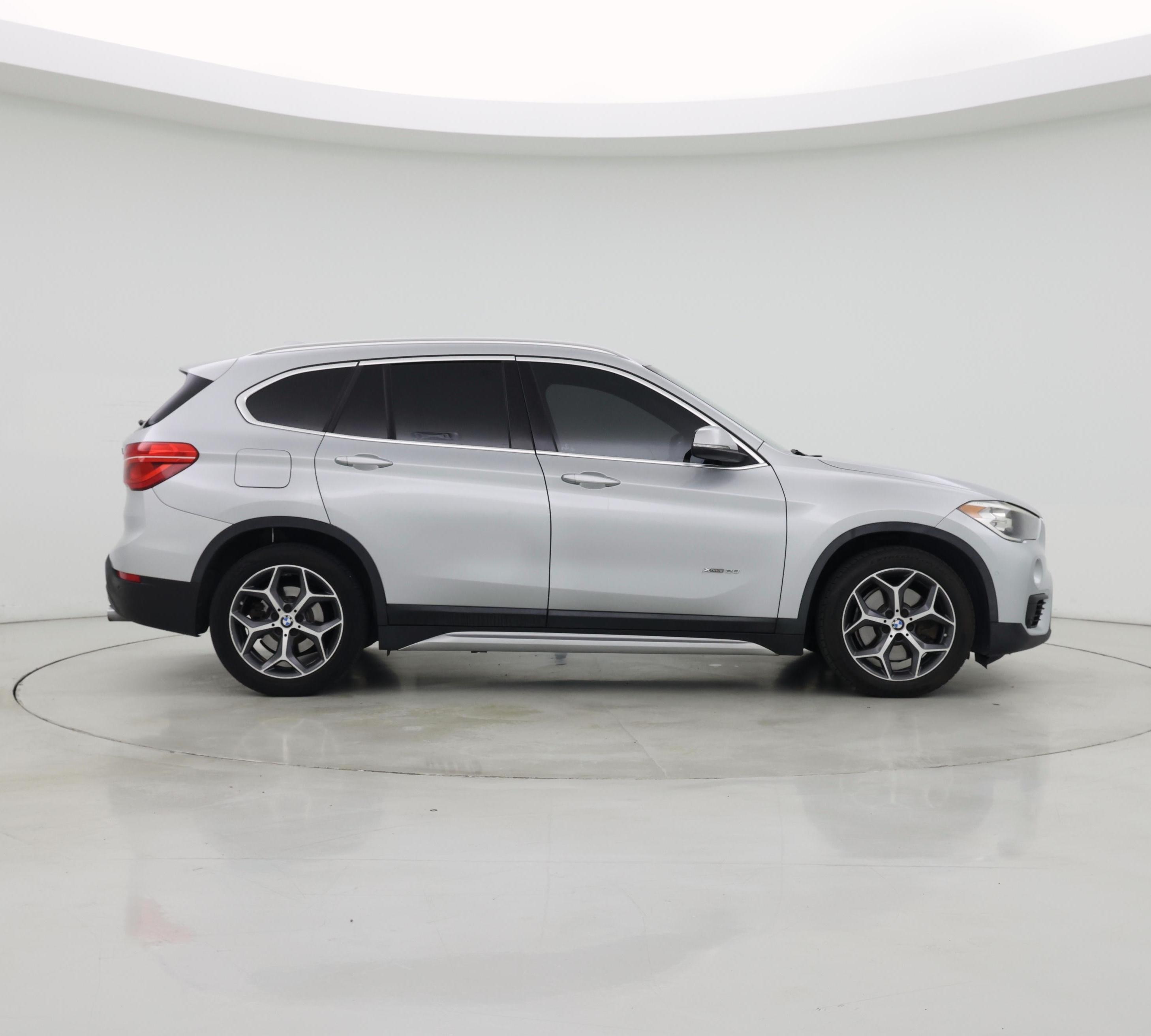 Thumbnail: 2016 BMW X1 - 7