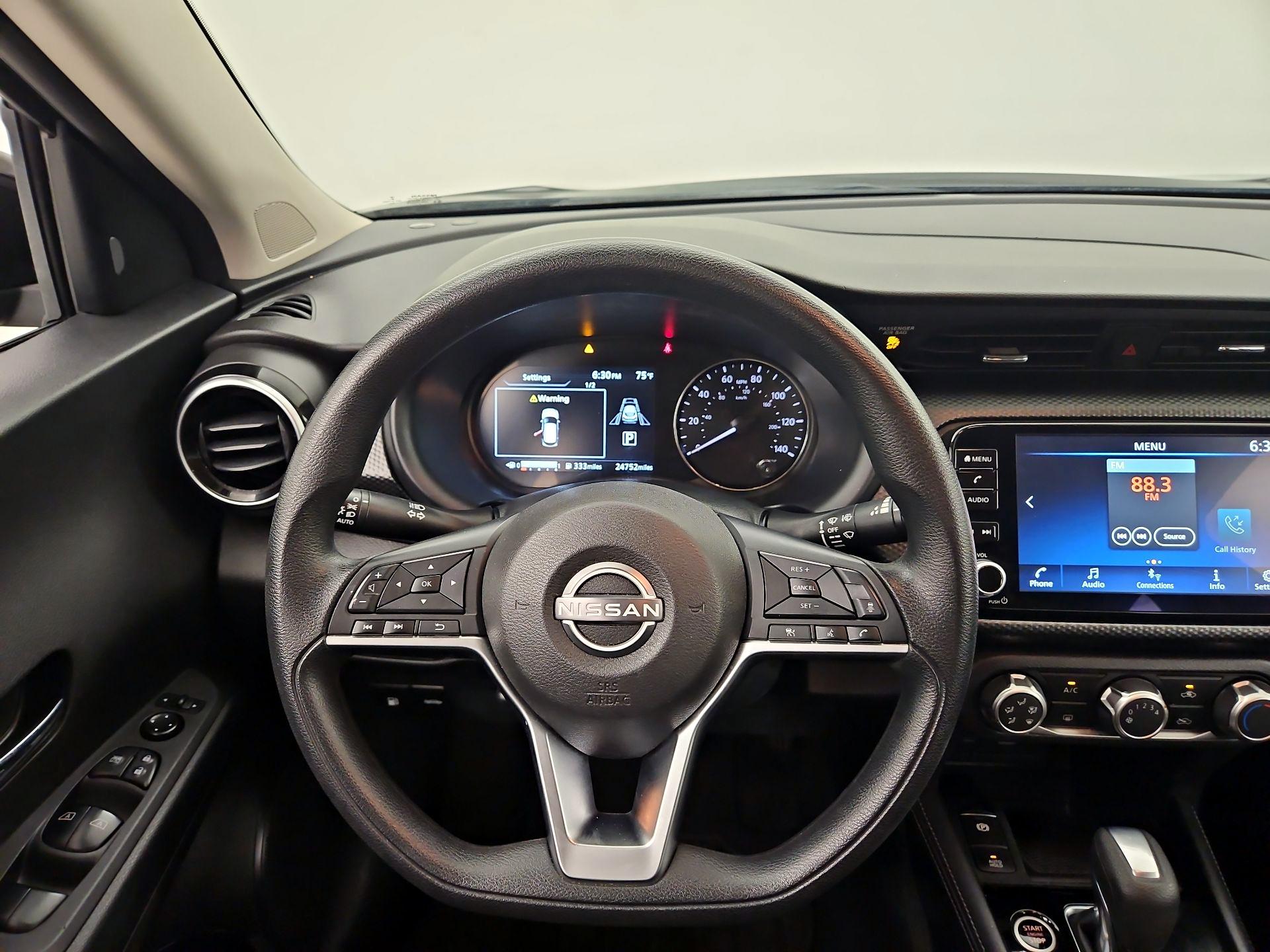 Thumbnail: 2023 Nissan Kicks - 10