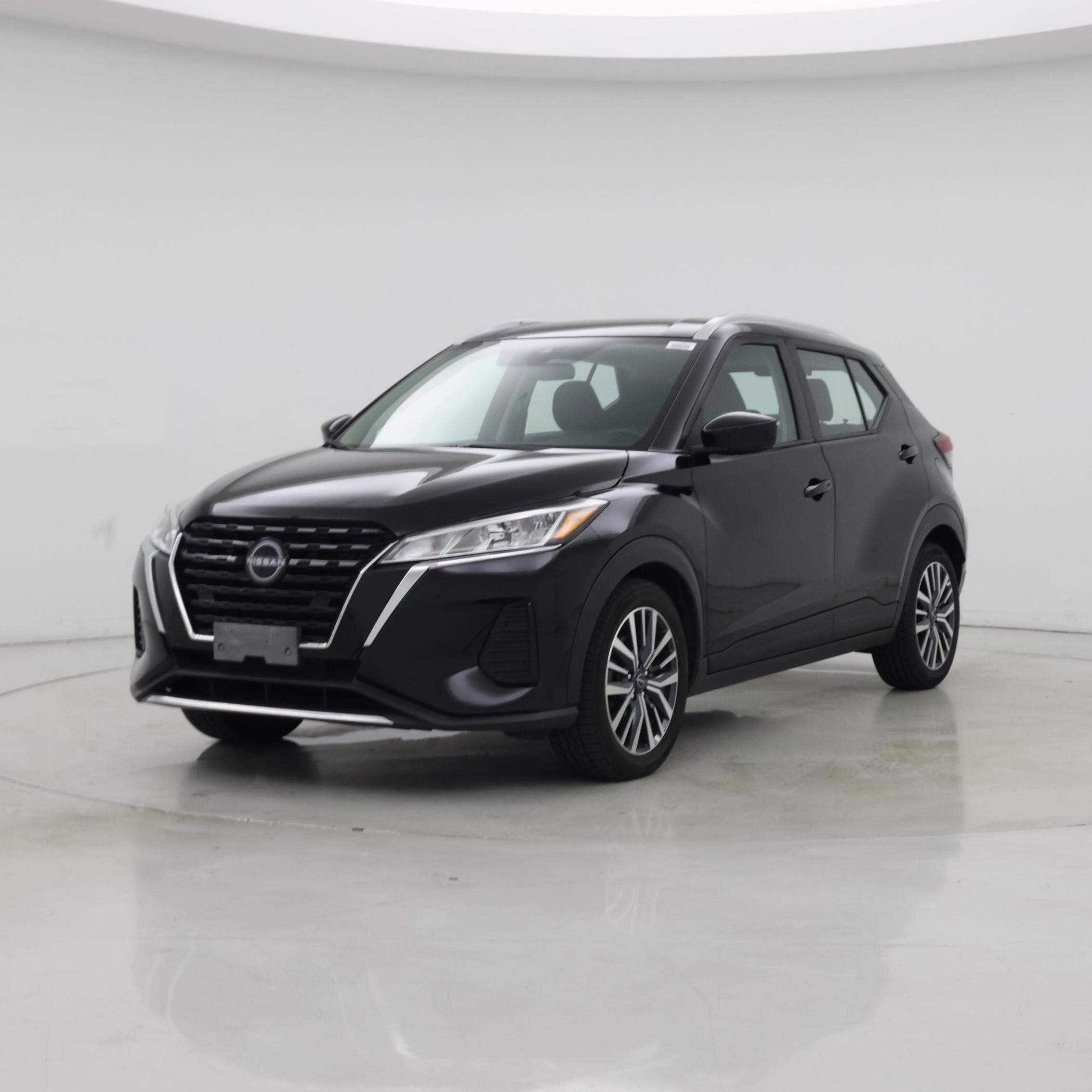 Thumbnail: 2023 Nissan Kicks - 4