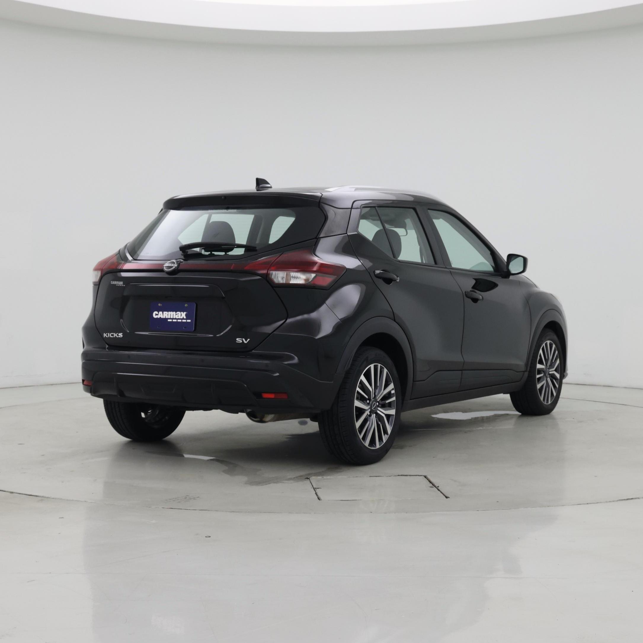 Thumbnail: 2023 Nissan Kicks - 8