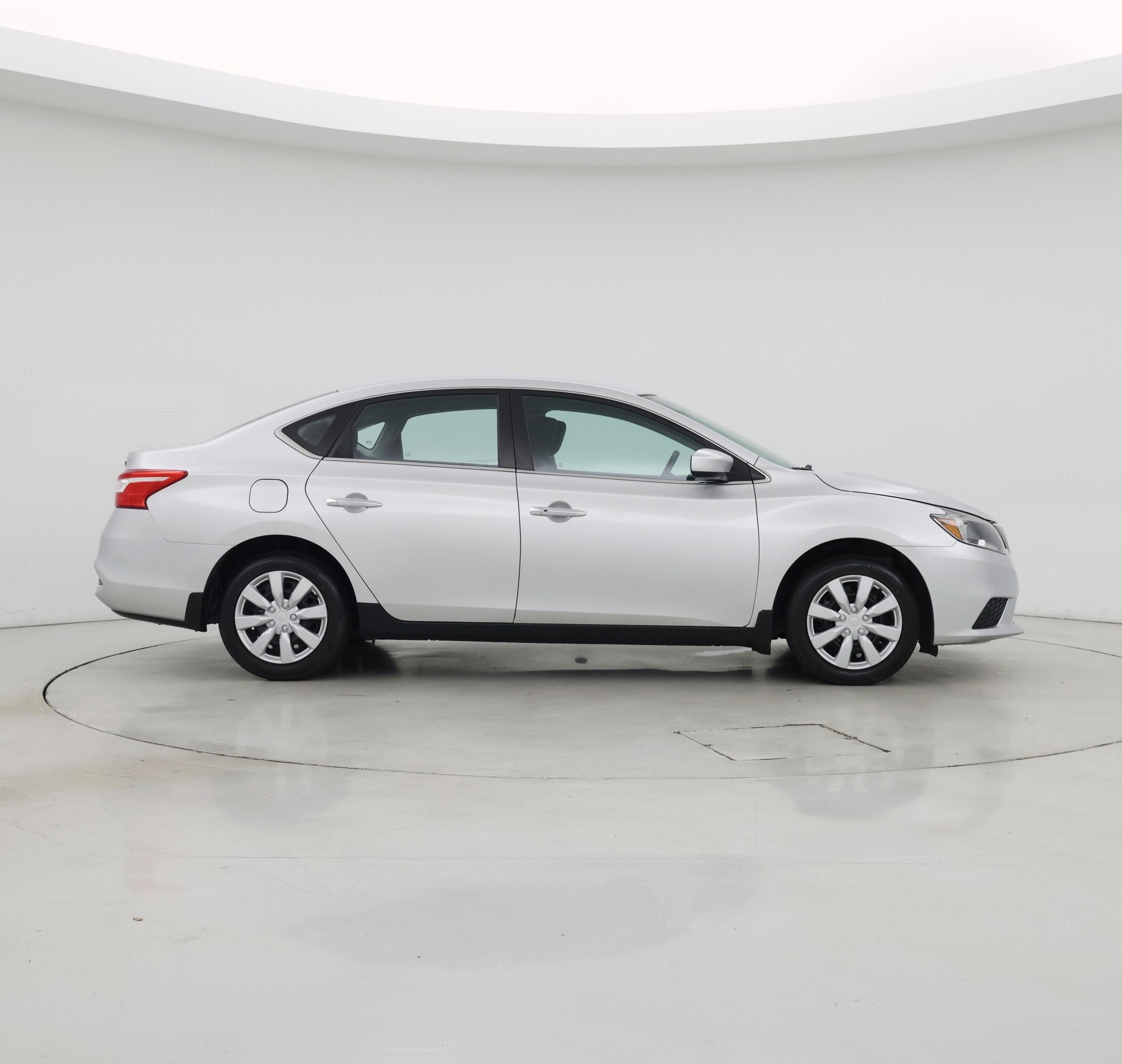Thumbnail: 2019 Nissan Sentra - 7