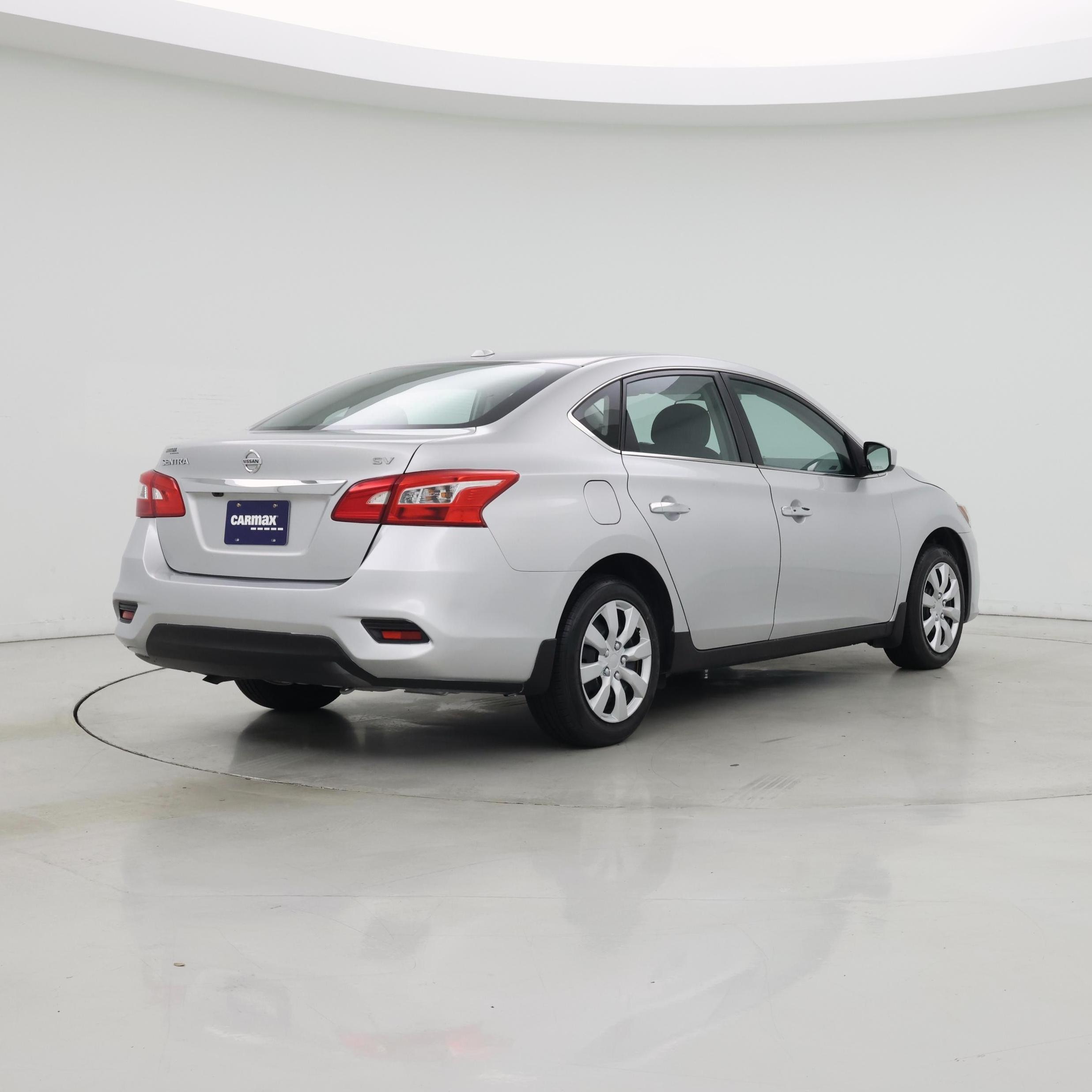 Thumbnail: 2019 Nissan Sentra - 8