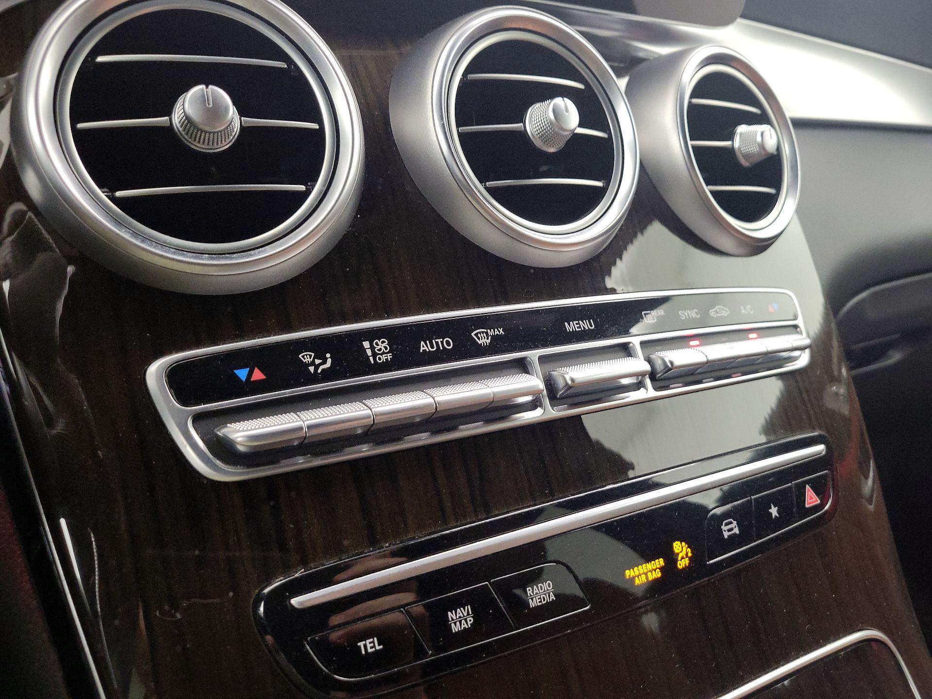 Thumbnail: 2021 Mercedes-Benz GLC - 16