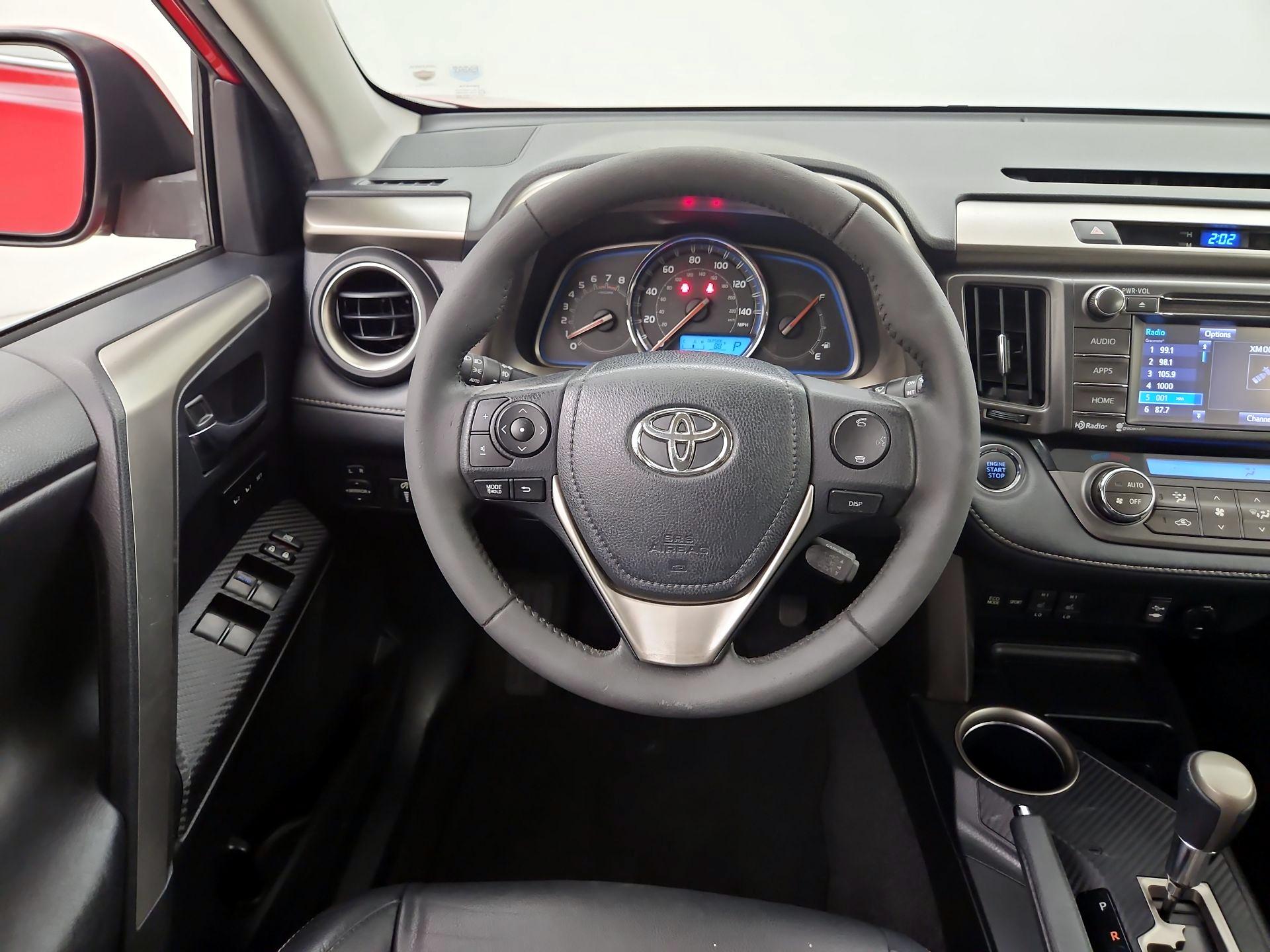 Thumbnail: 2015 Toyota RAV4 - 10