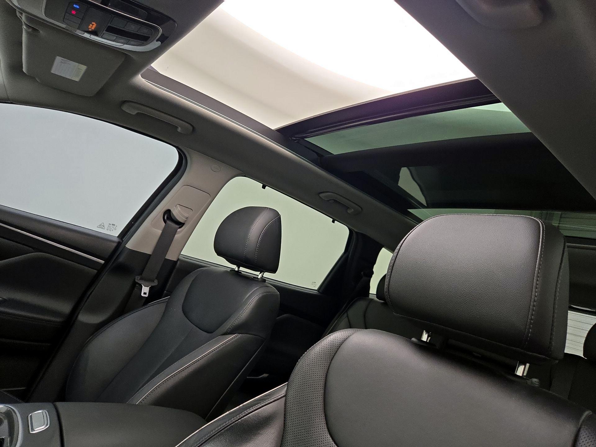Thumbnail: 2021 Hyundai Santa Fe - 20
