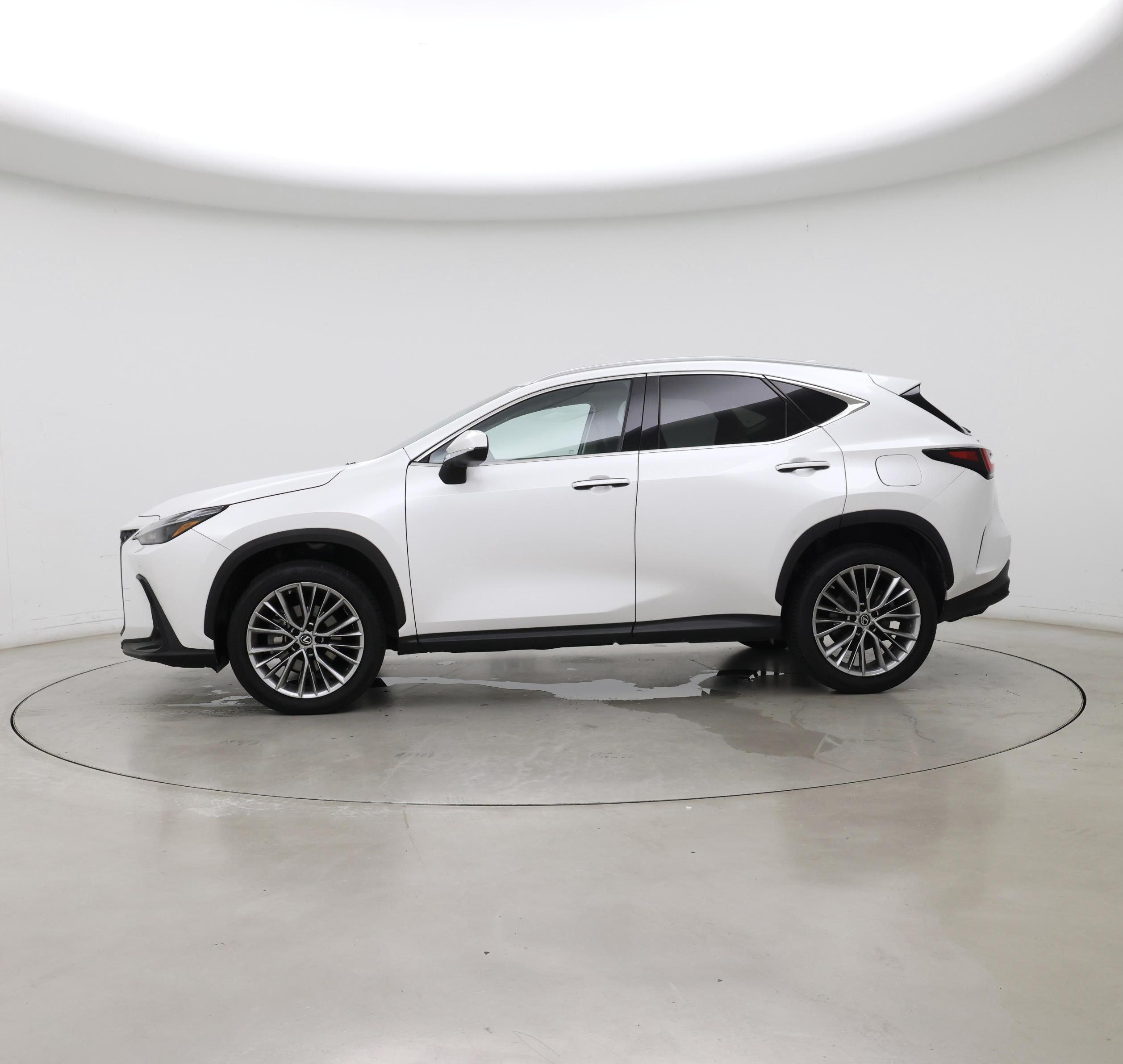 Thumbnail: 2022 Lexus NX - 3
