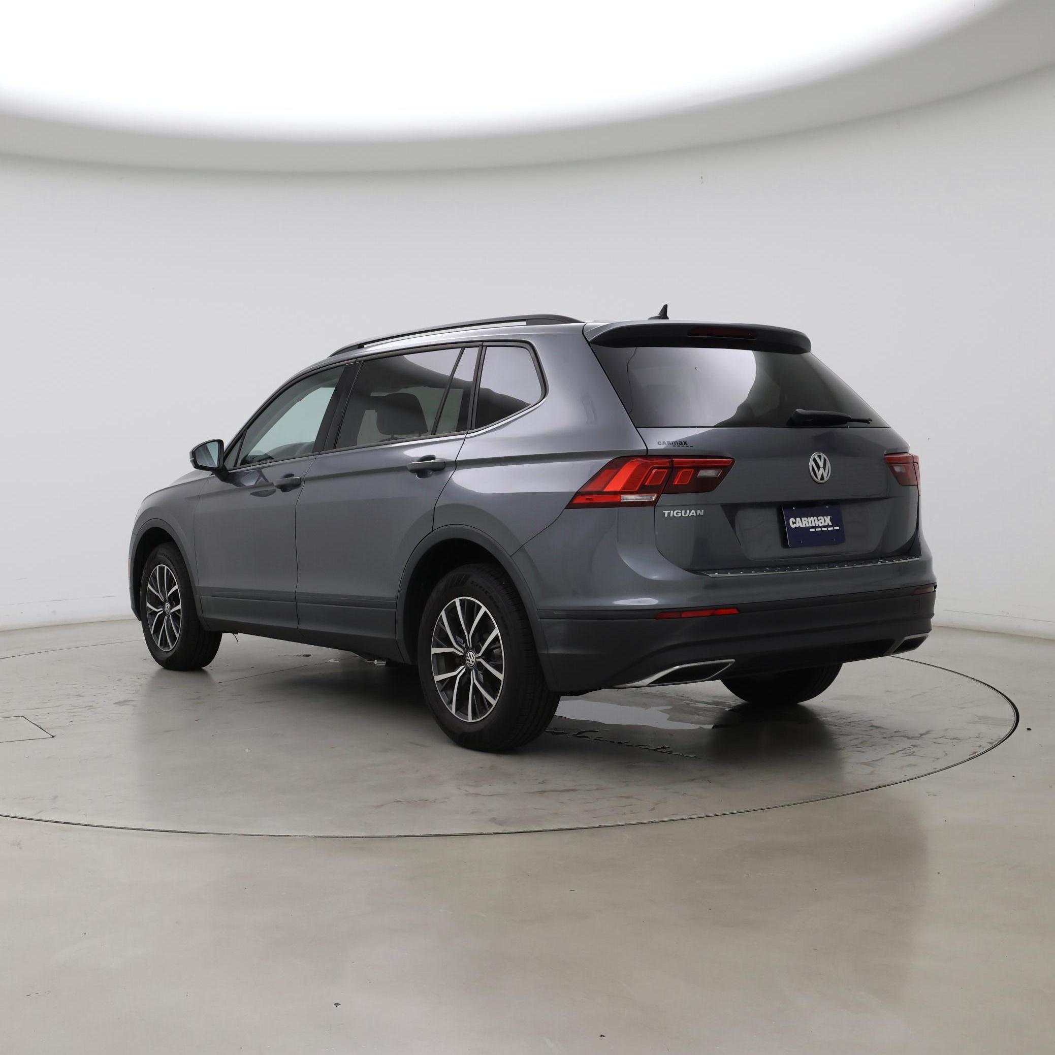 Thumbnail: 2021 Volkswagen Tiguan - 2