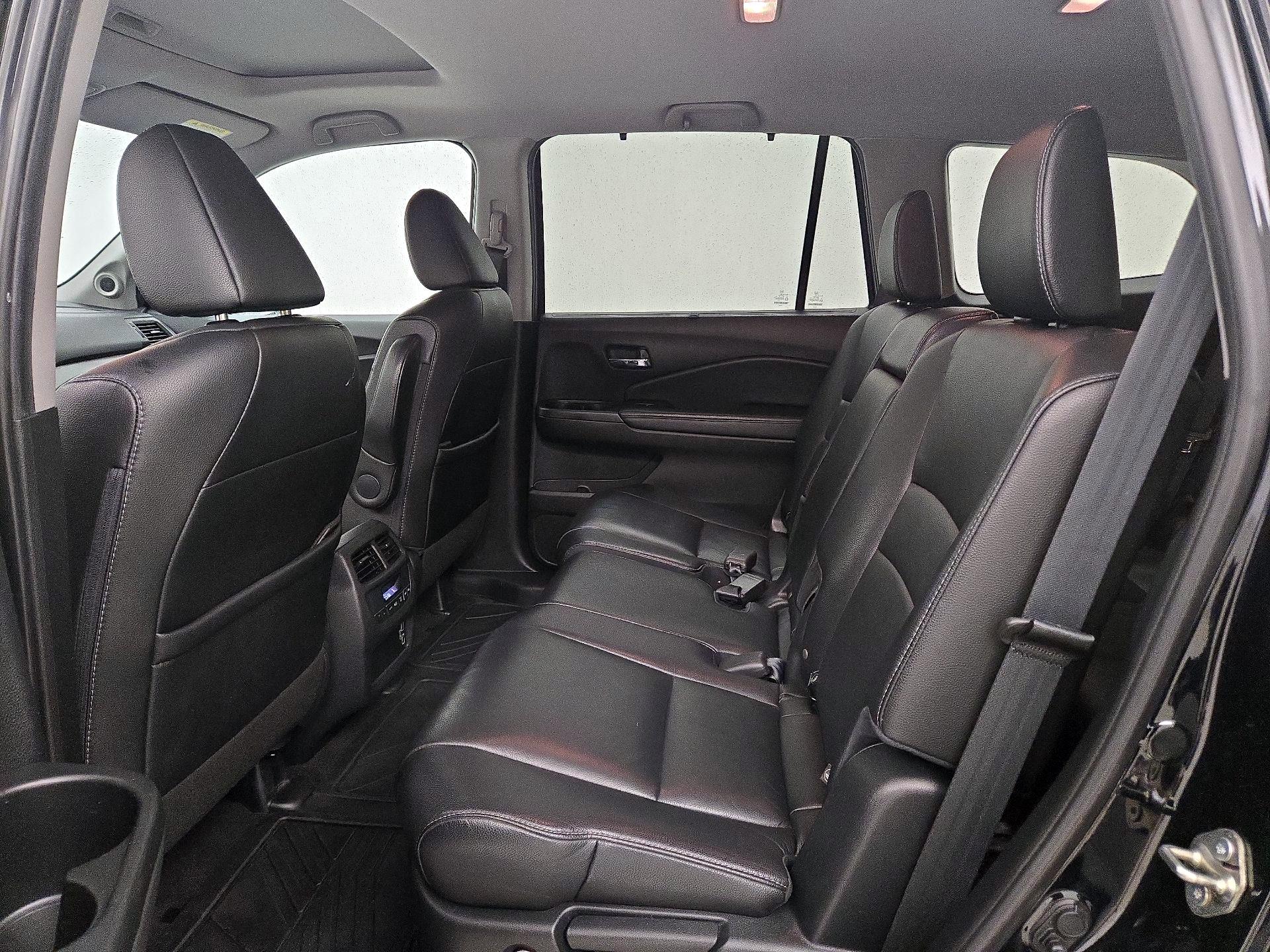 Thumbnail: 2020 Honda Pilot - 20