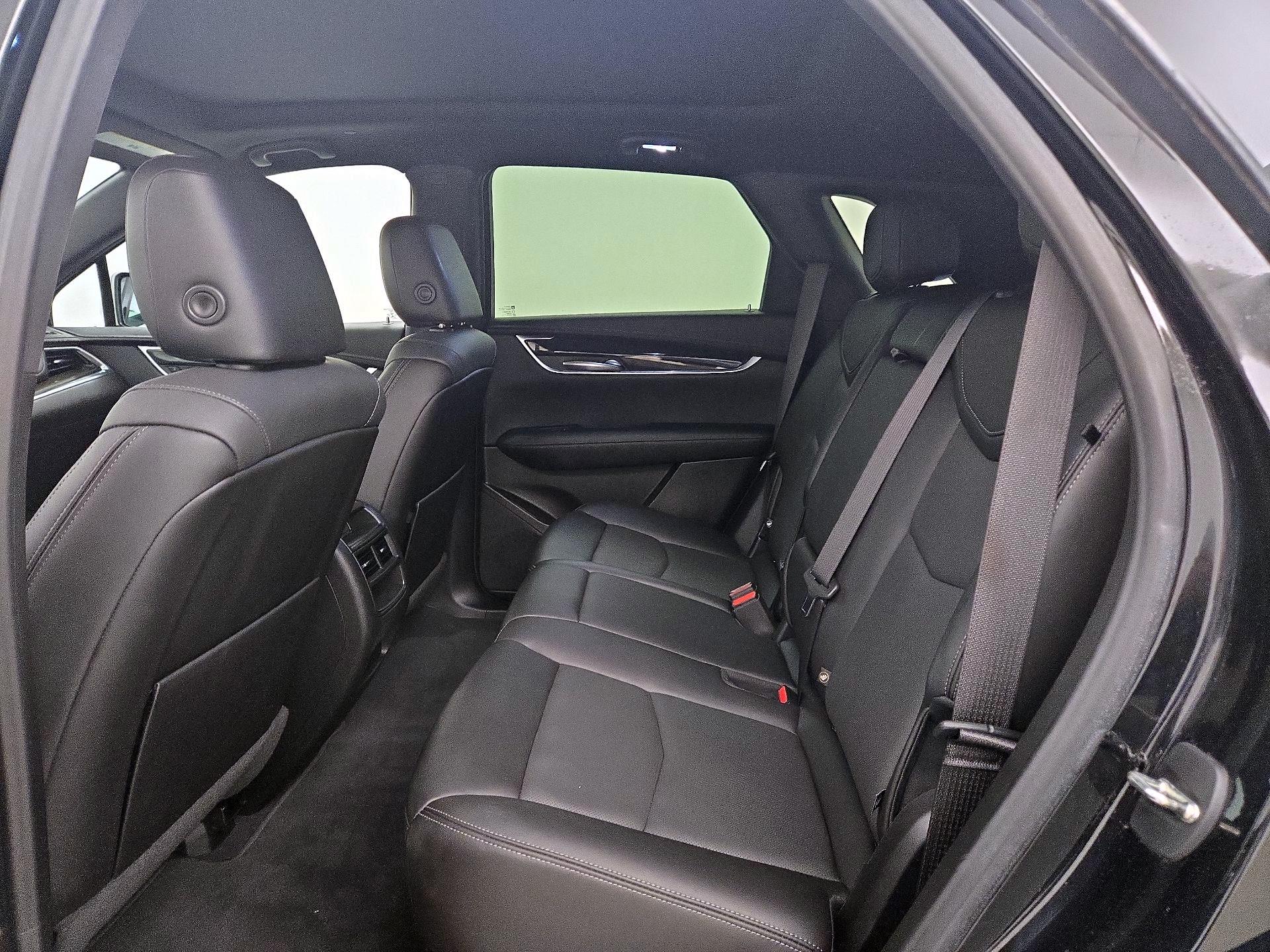 Thumbnail: 2021 Cadillac XT5 - 20