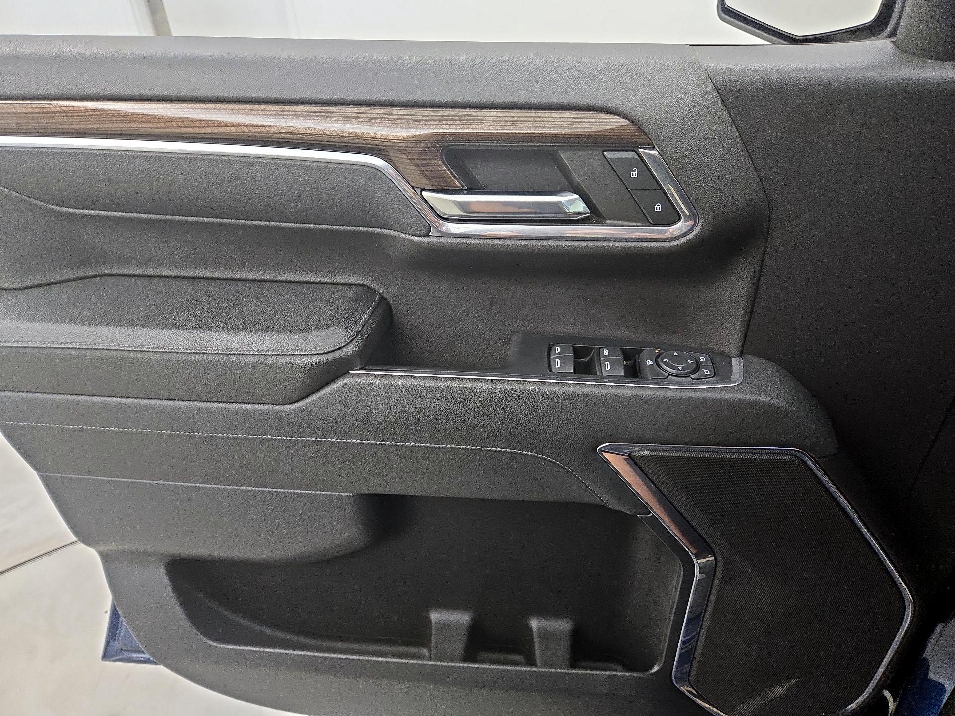Thumbnail: 2023 Chevrolet Silverado 1500 - 12