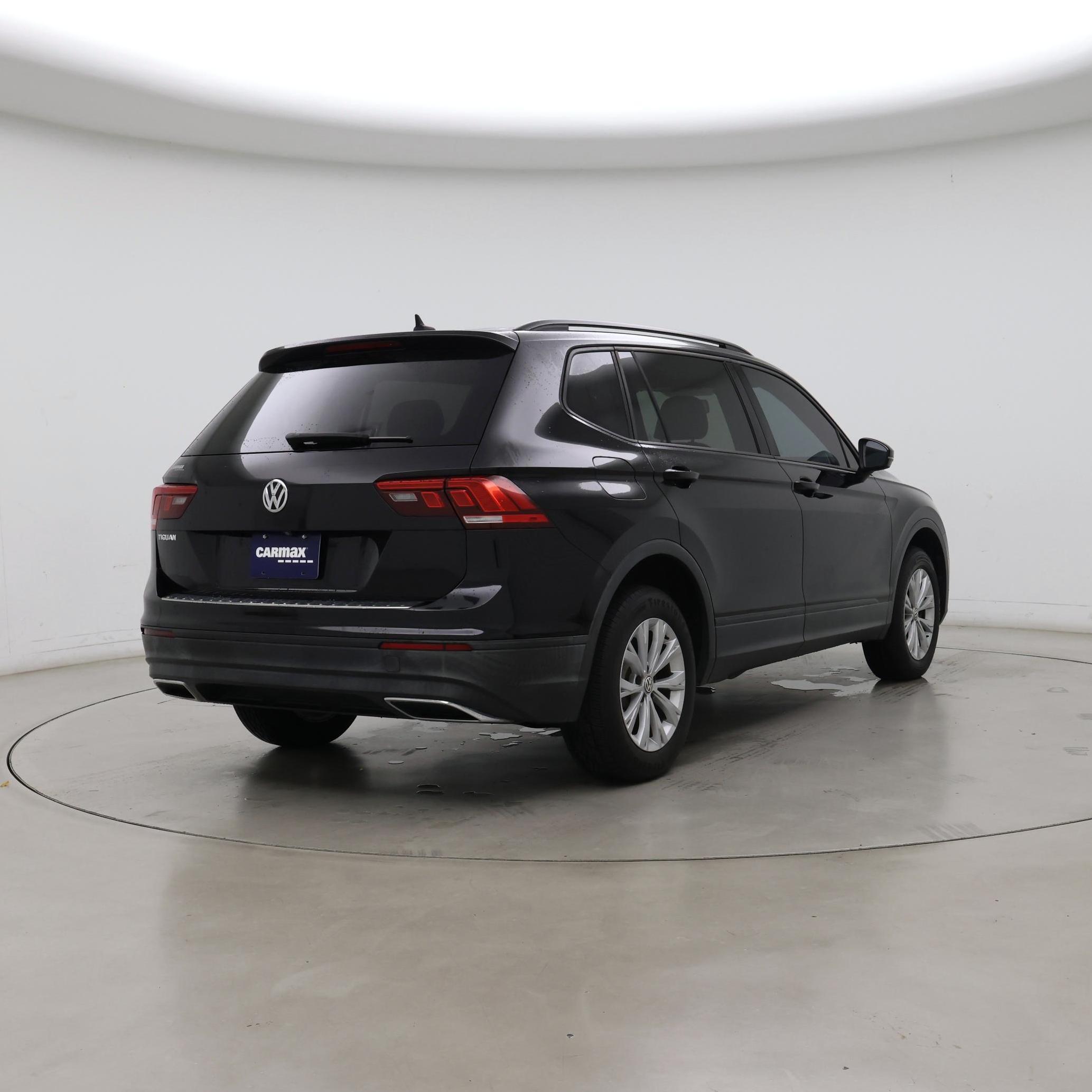 Thumbnail: 2020 Volkswagen Tiguan - 8