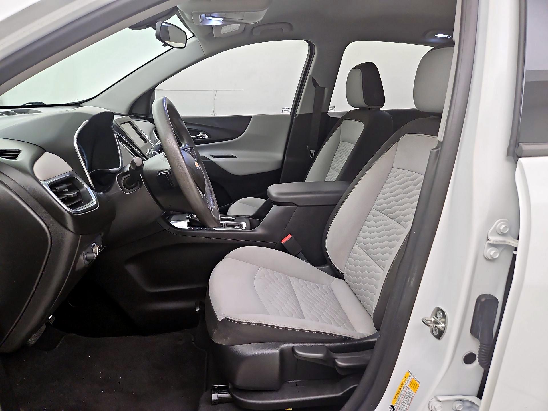 Thumbnail: 2019 Chevrolet Equinox - 9