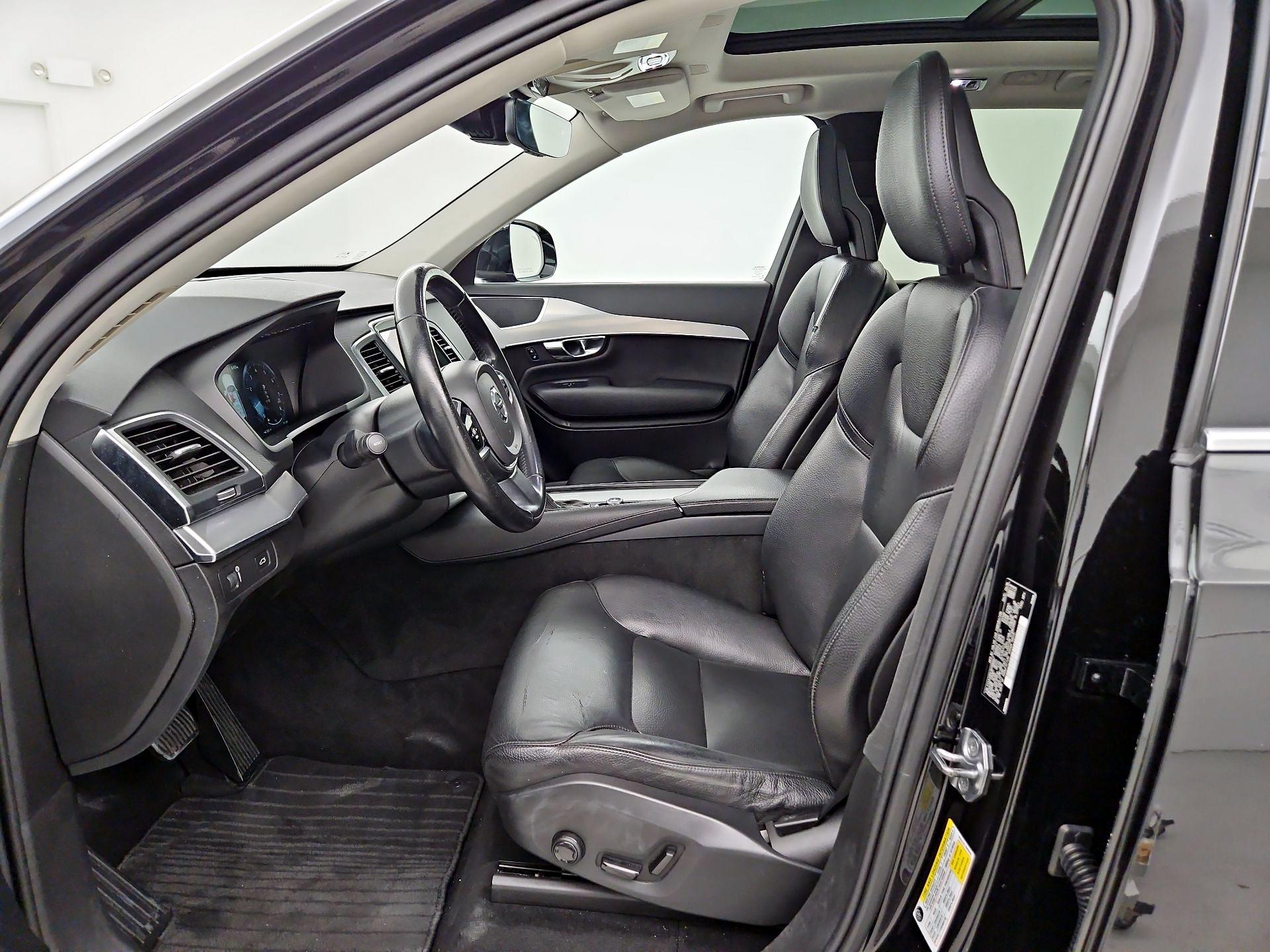 Thumbnail: 2017 Volvo XC90 - 9