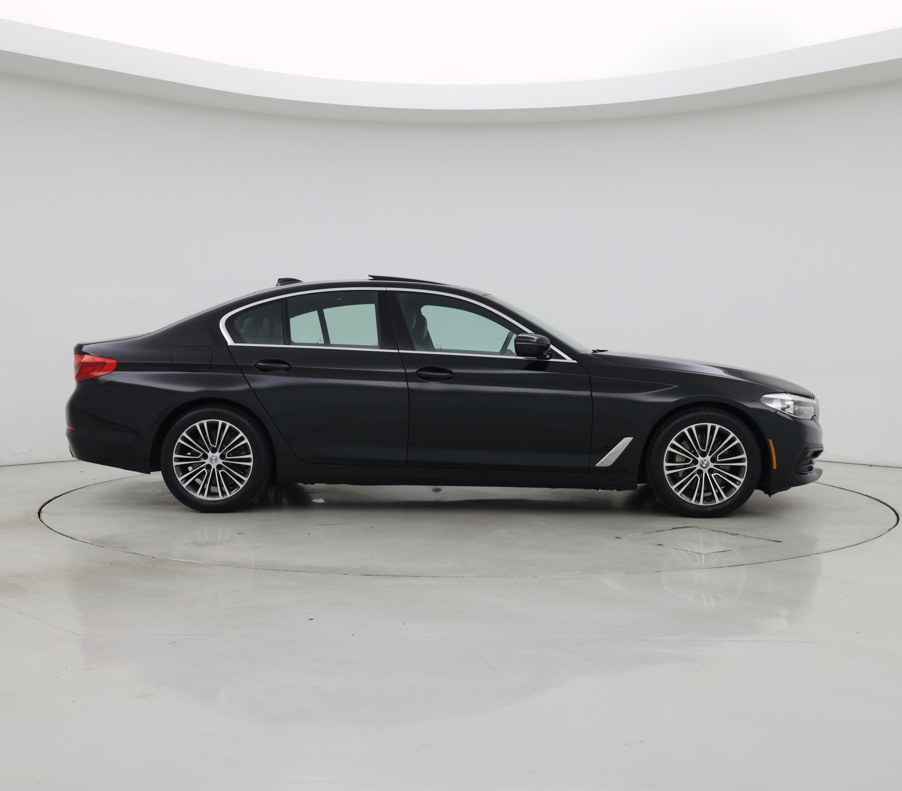 Thumbnail: 2019 BMW 5 Series - 7