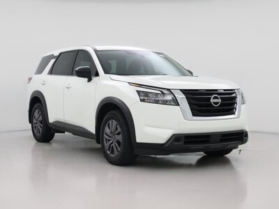 White 2023 Nissan Pathfinder S
