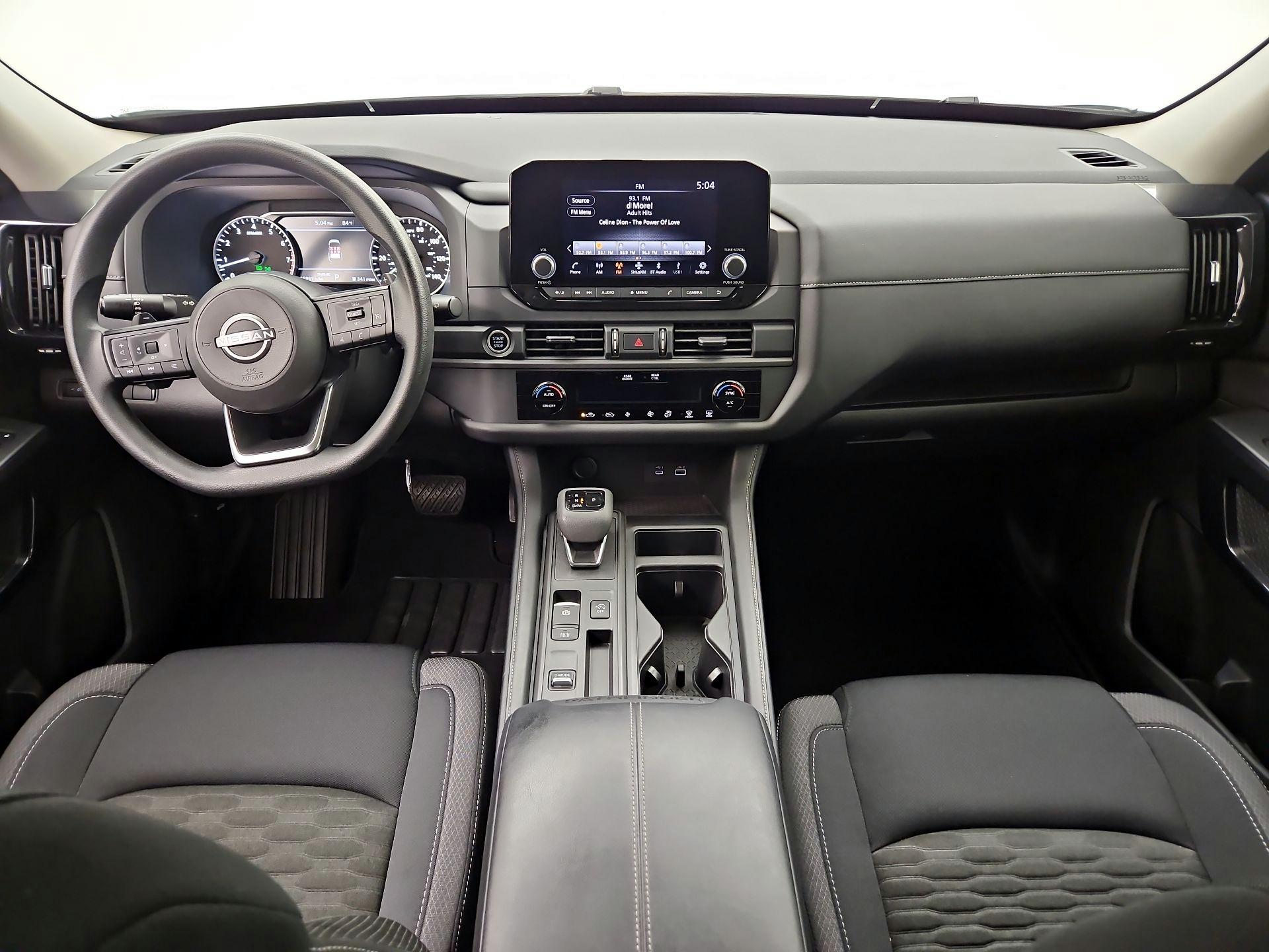 Thumbnail: 2023 Nissan Pathfinder - 9