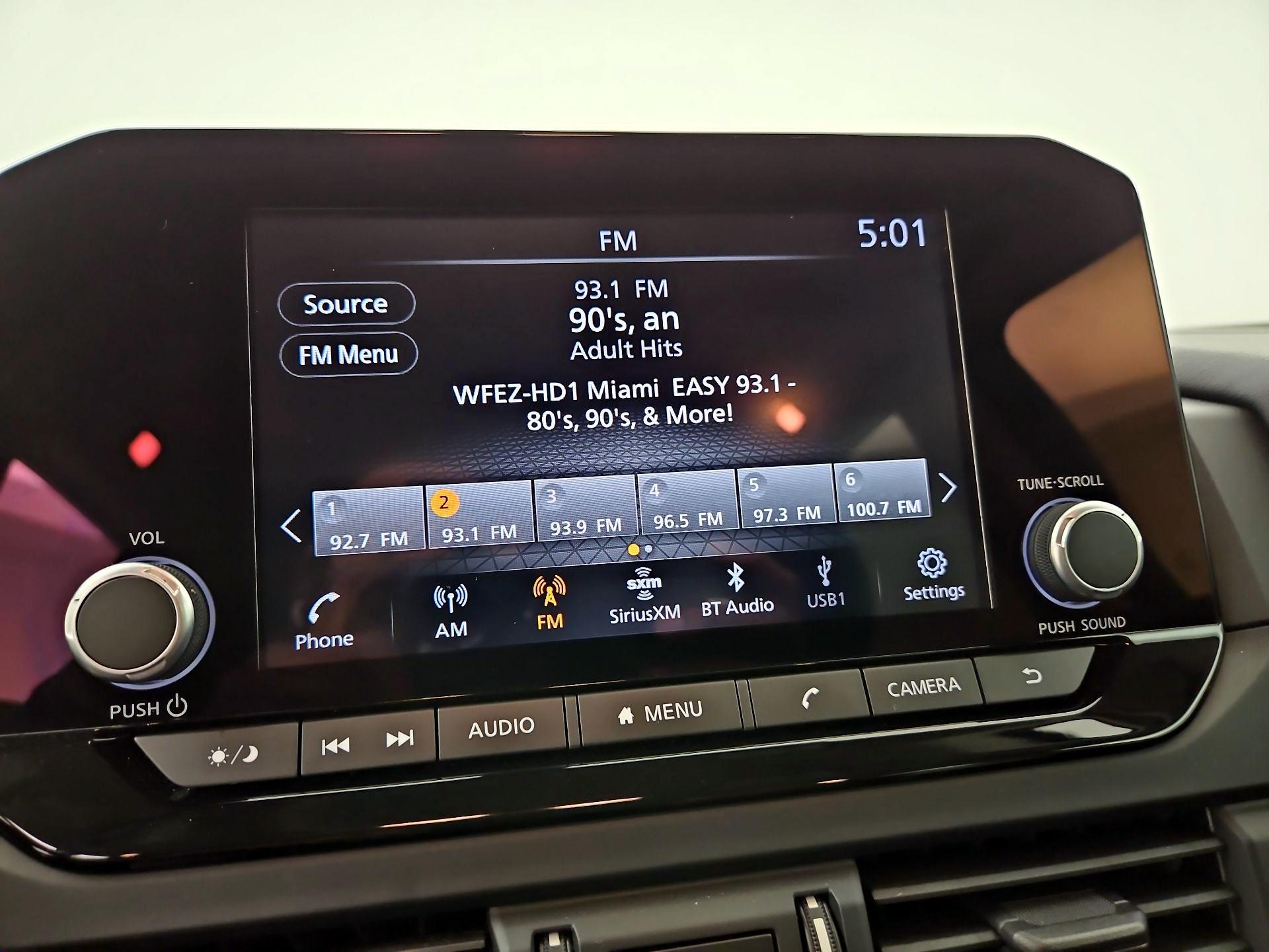 Thumbnail: 2023 Nissan Pathfinder - 15