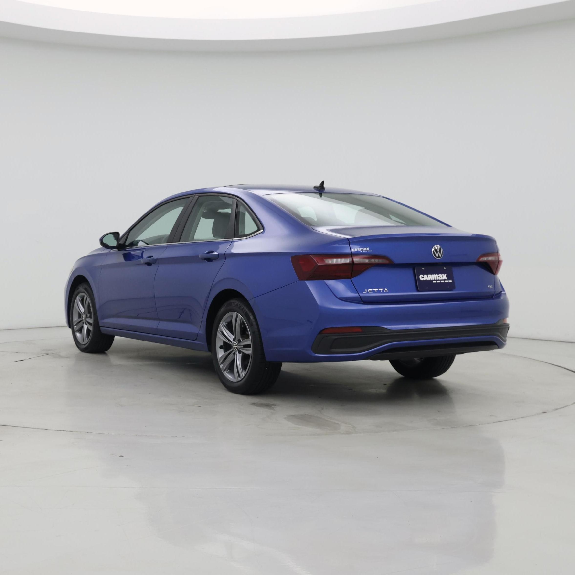 Thumbnail: 2023 Volkswagen Jetta - 2