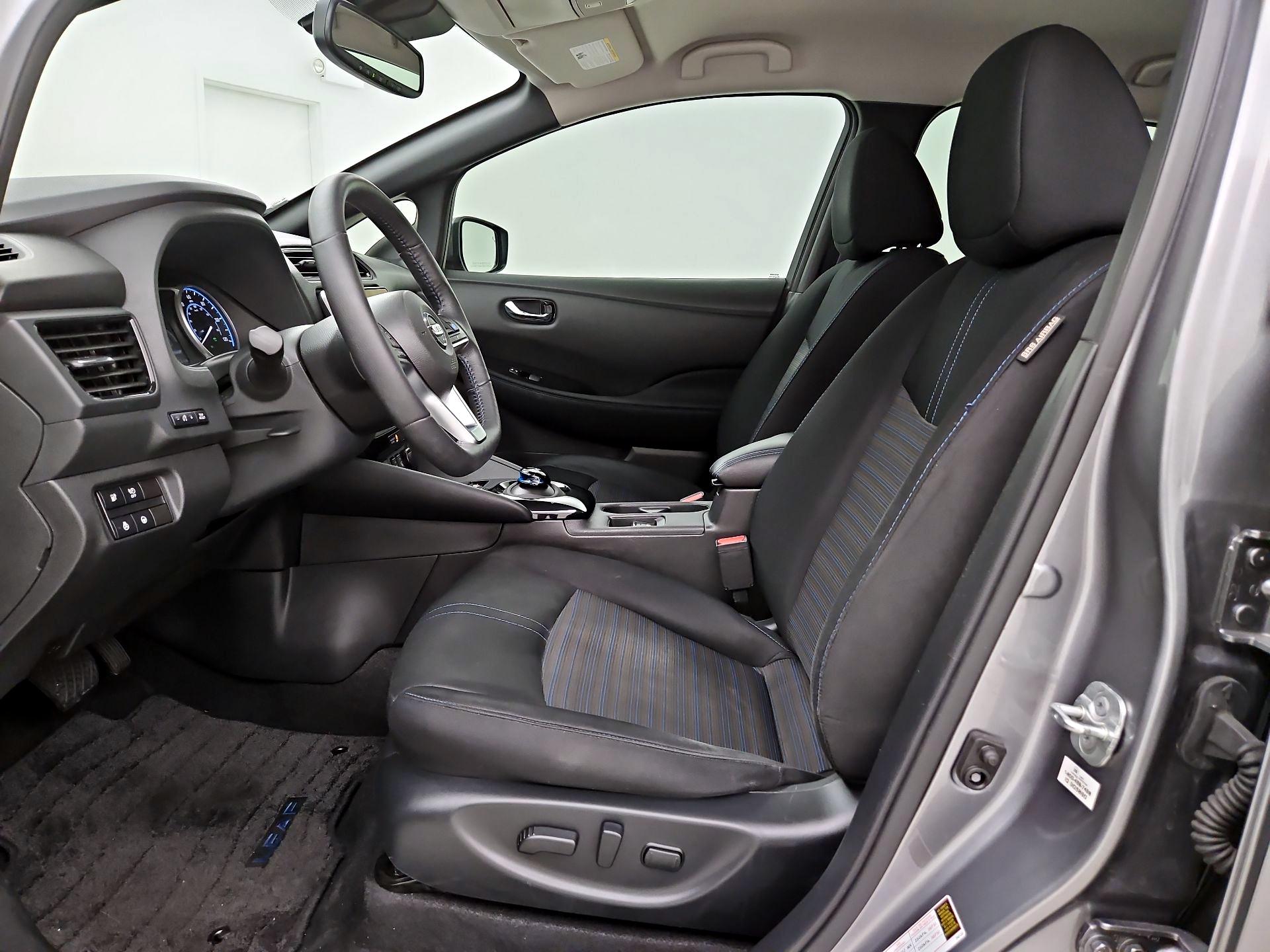 Thumbnail: 2021 Nissan Leaf - 11