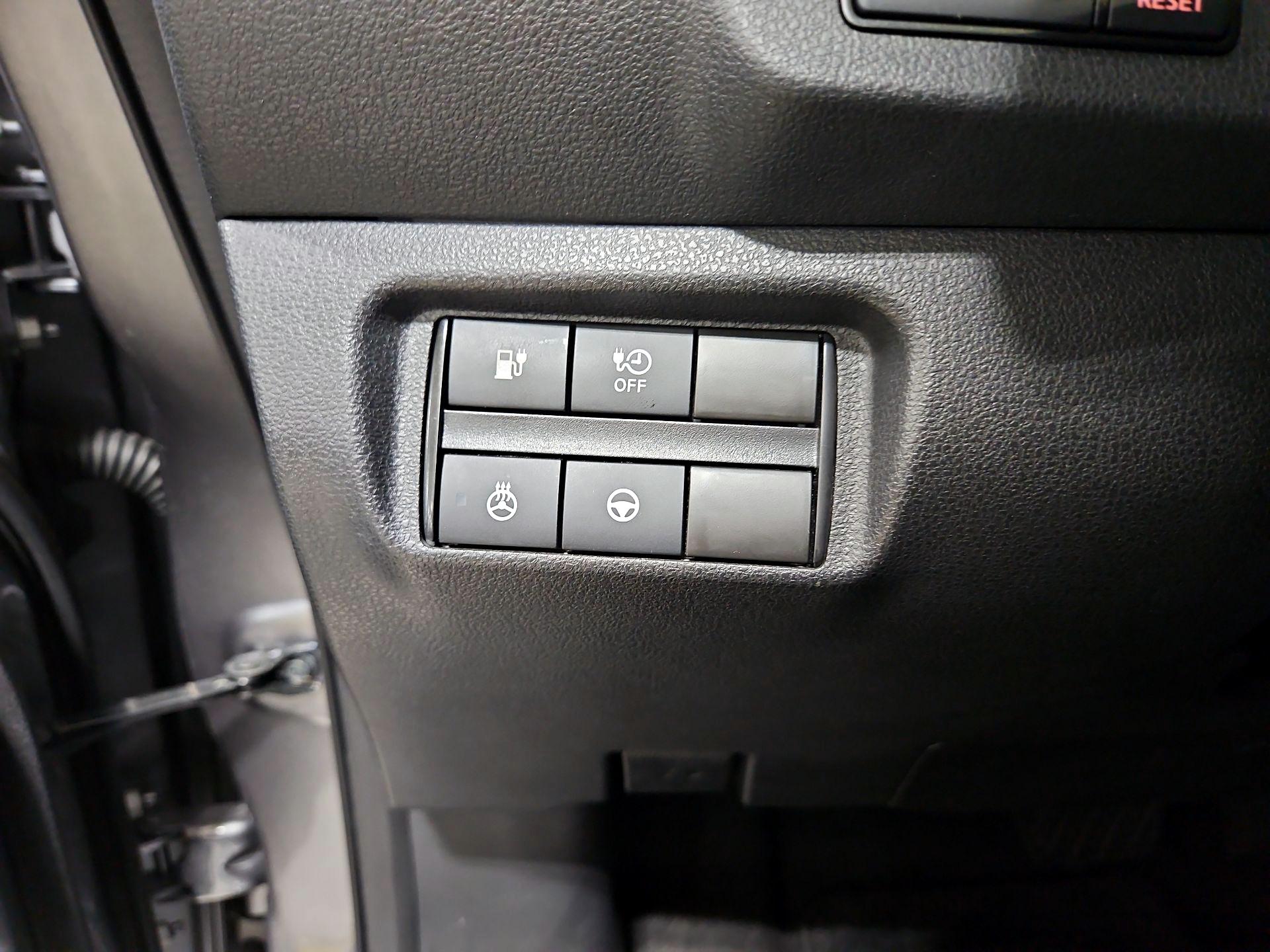 Thumbnail: 2021 Nissan Leaf - 13