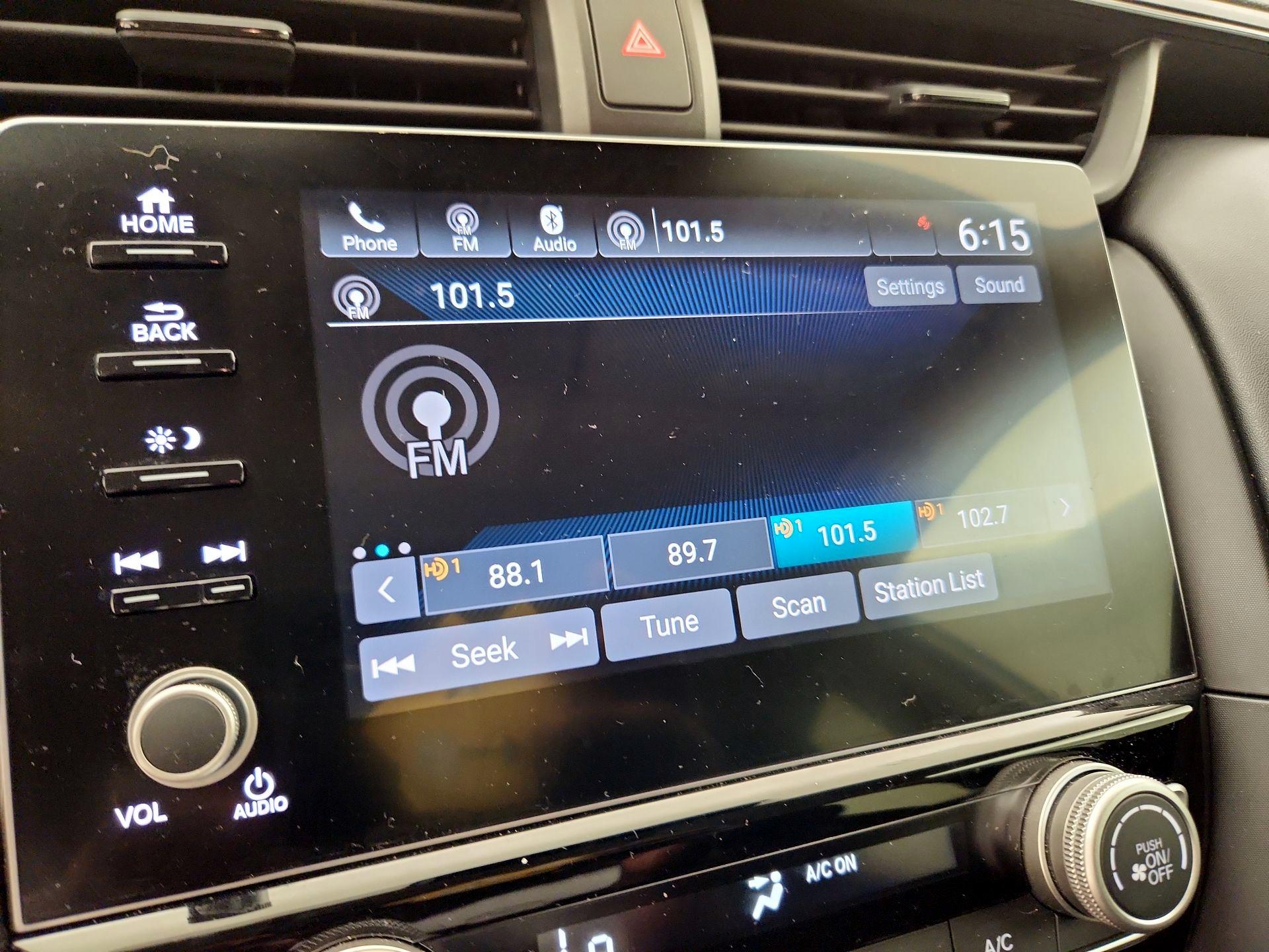 Thumbnail: 2019 Honda Insight - 15