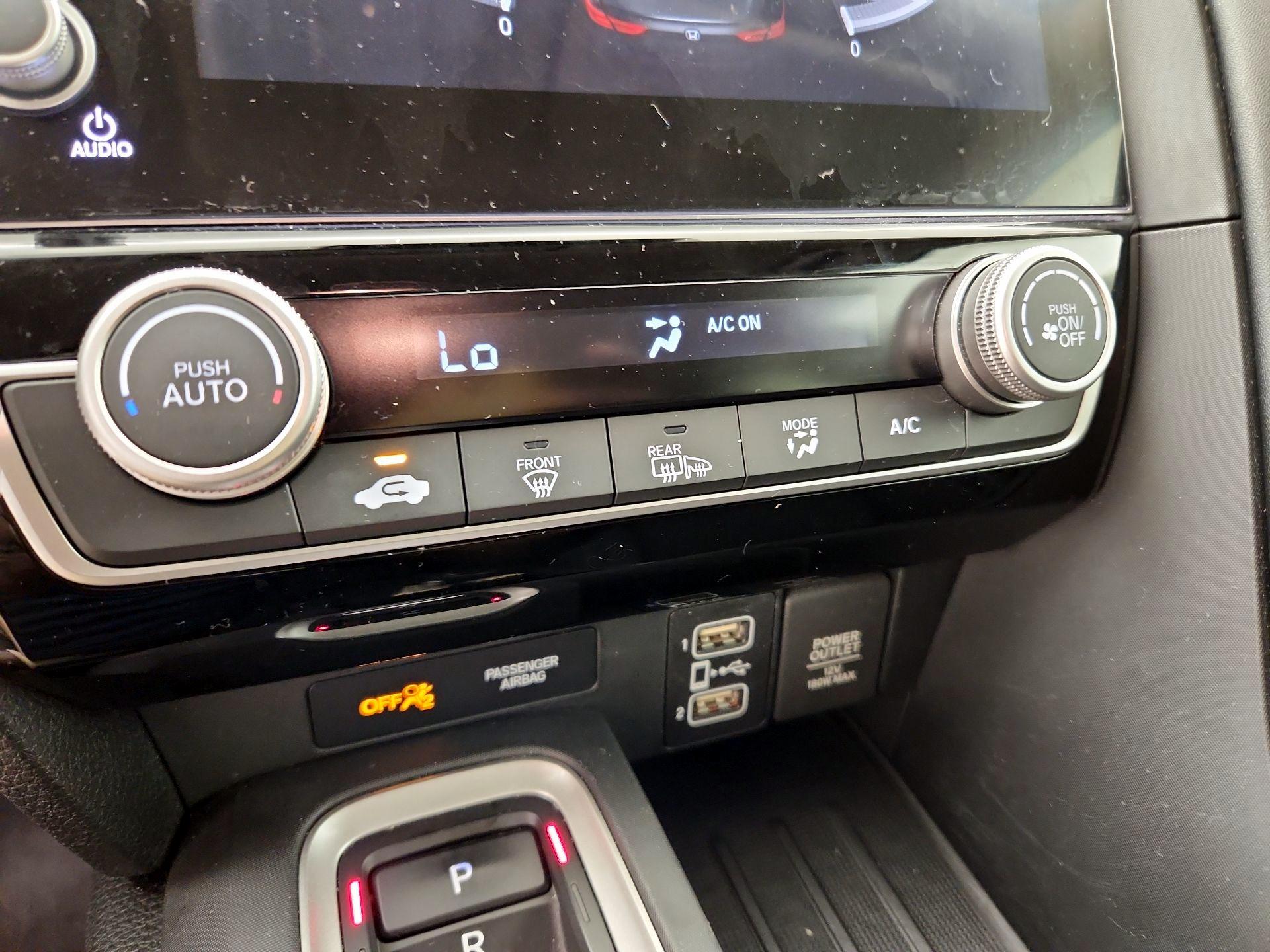 Thumbnail: 2019 Honda Insight - 16
