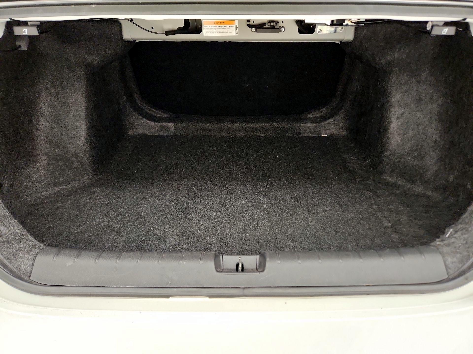 Thumbnail: 2019 Honda Insight - 20