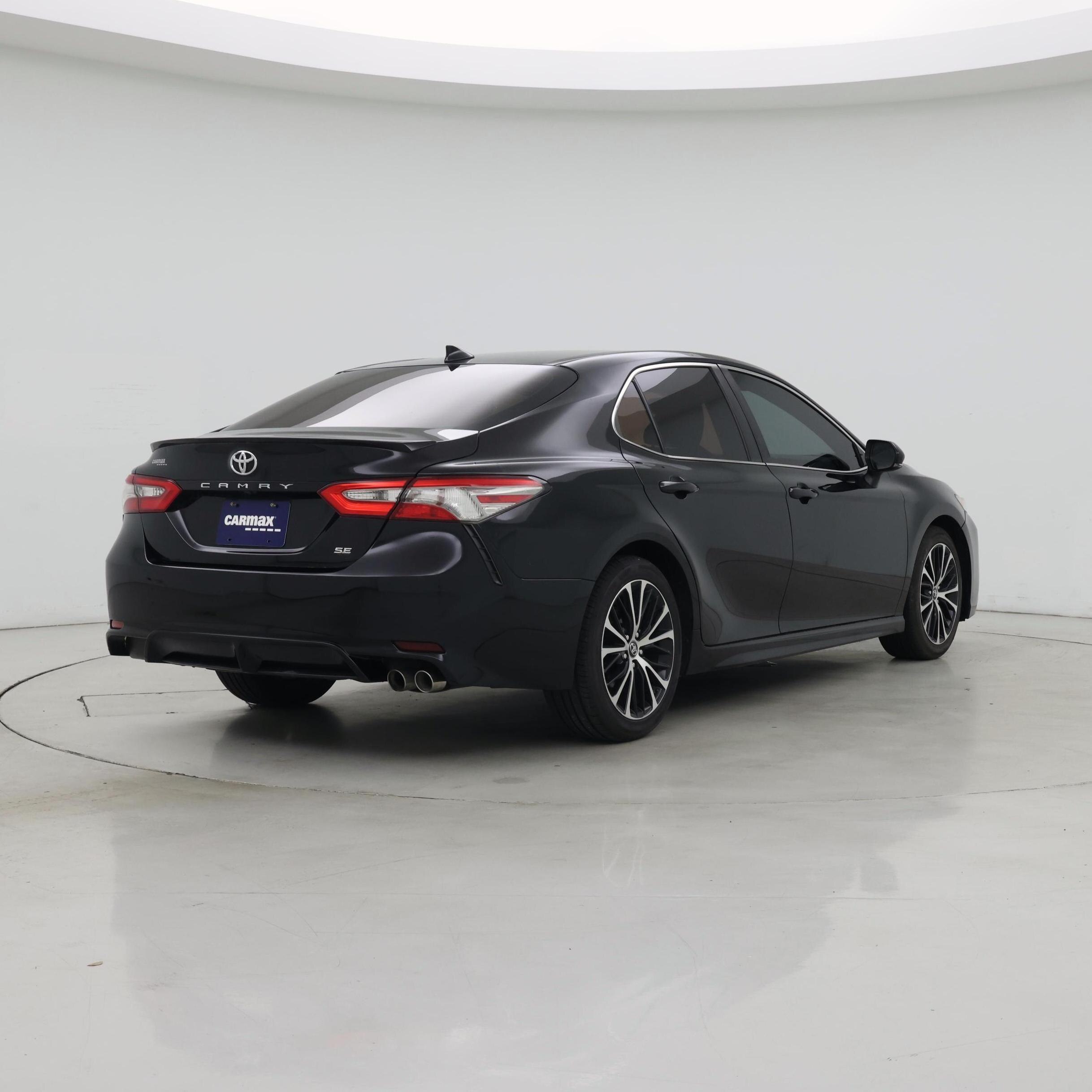 Thumbnail: 2019 Toyota Camry - 8
