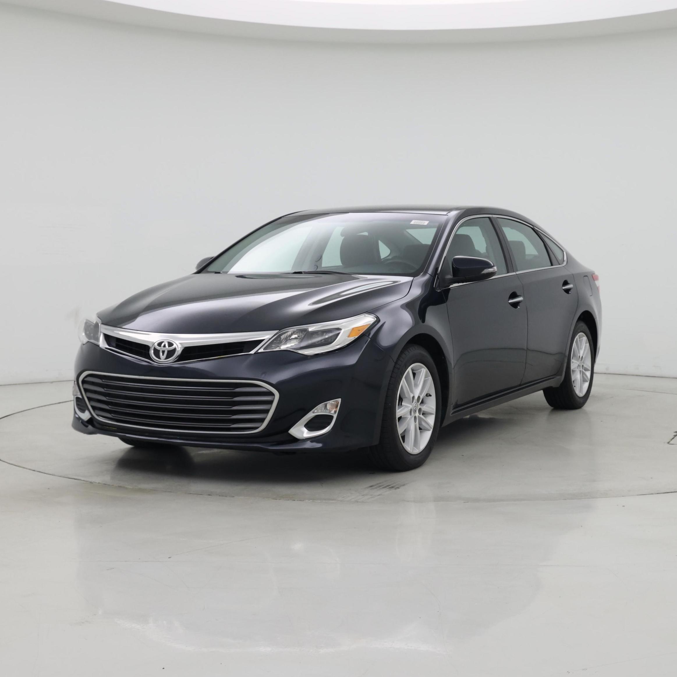 Thumbnail: 2015 Toyota Avalon - 4