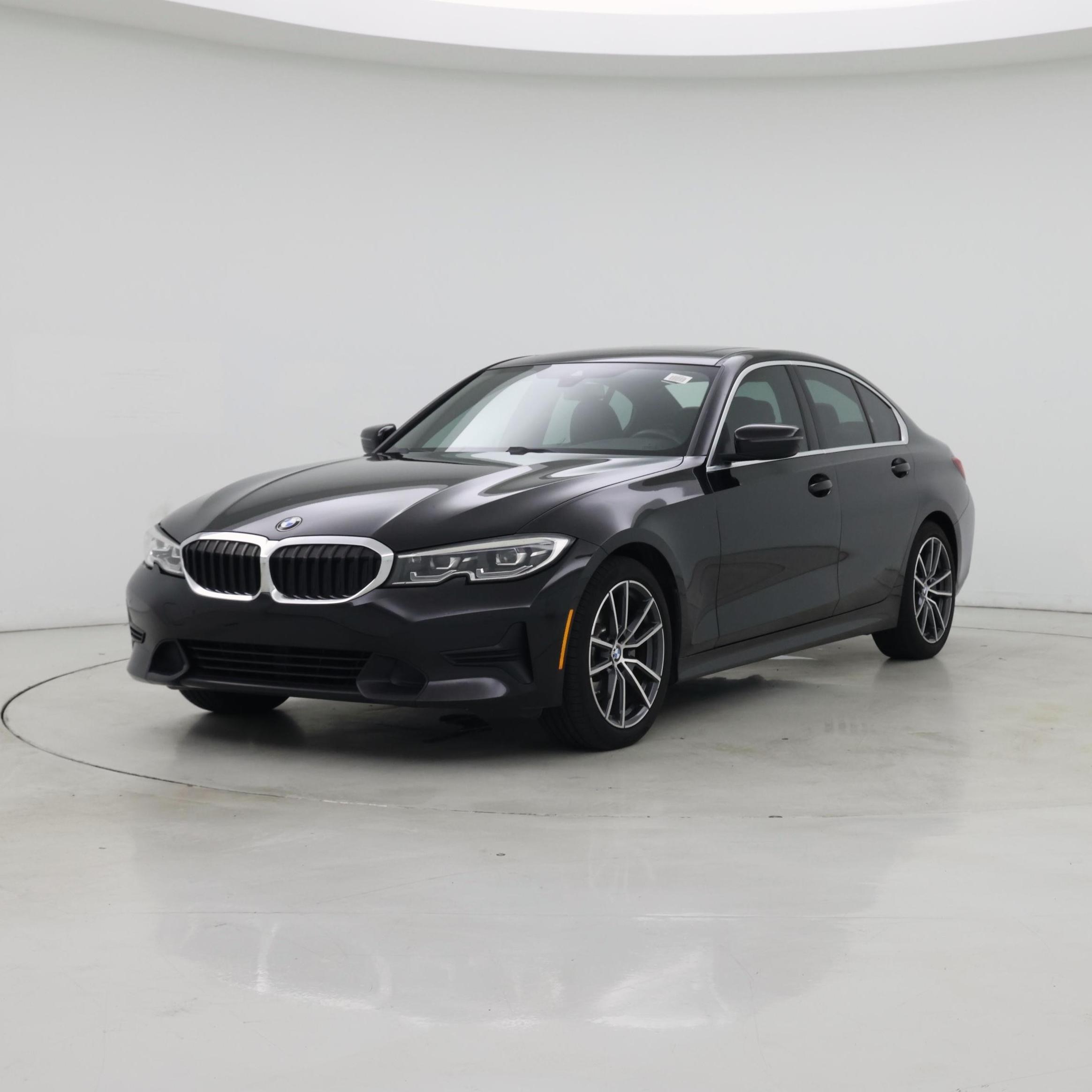 Thumbnail: 2019 BMW 3 Series - 4