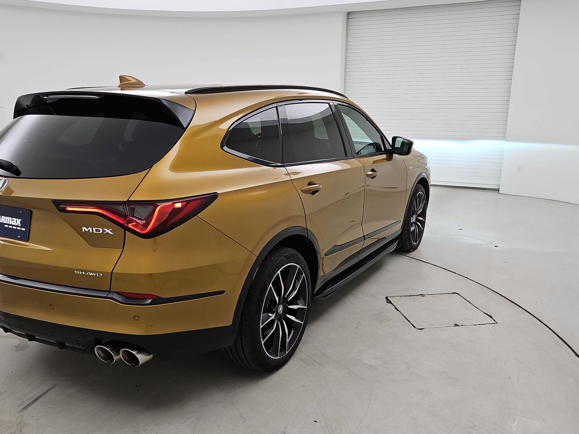 Thumbnail: 2022 Acura MDX - 5