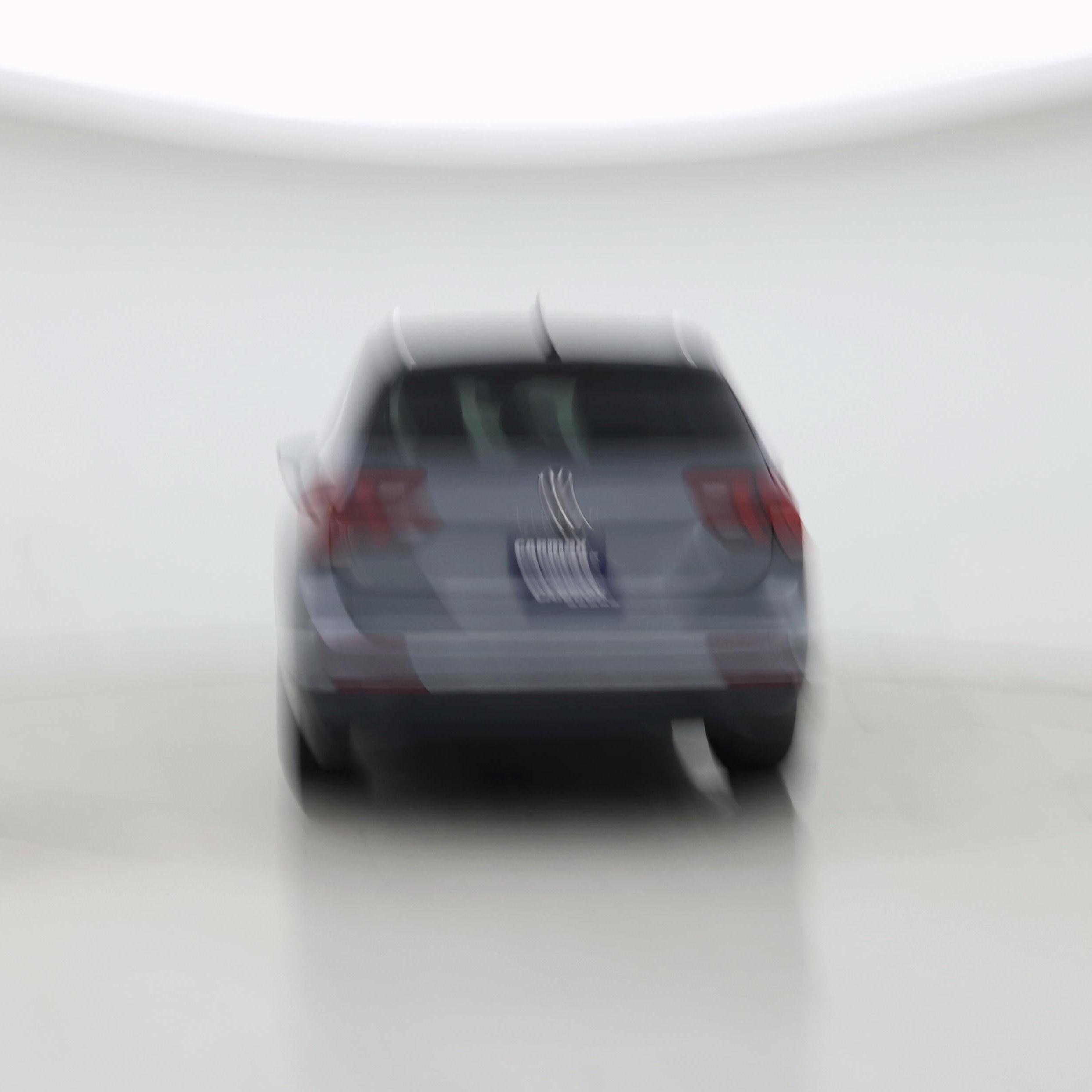 Thumbnail: 2022 Volkswagen Tiguan - 6