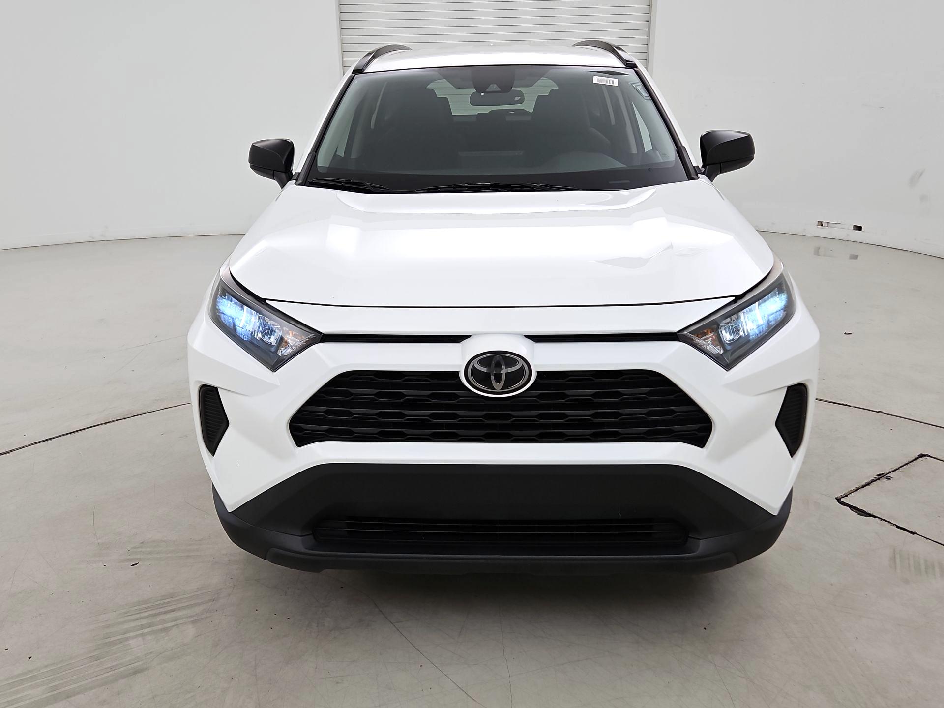 Thumbnail: 2020 Toyota RAV4 - 2