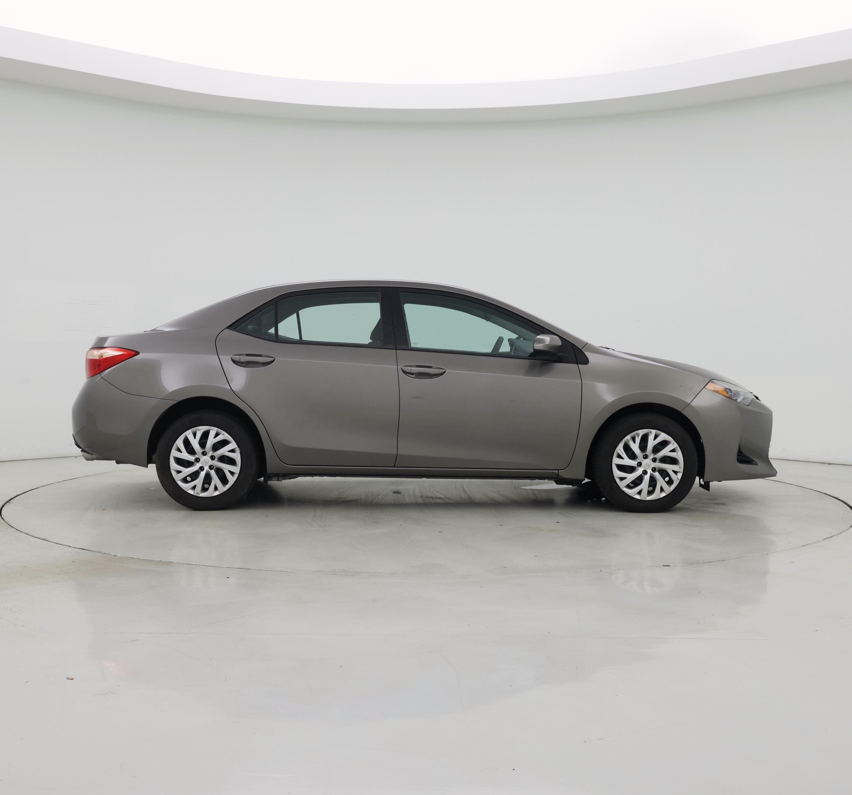 Thumbnail: 2018 Toyota Corolla - 7