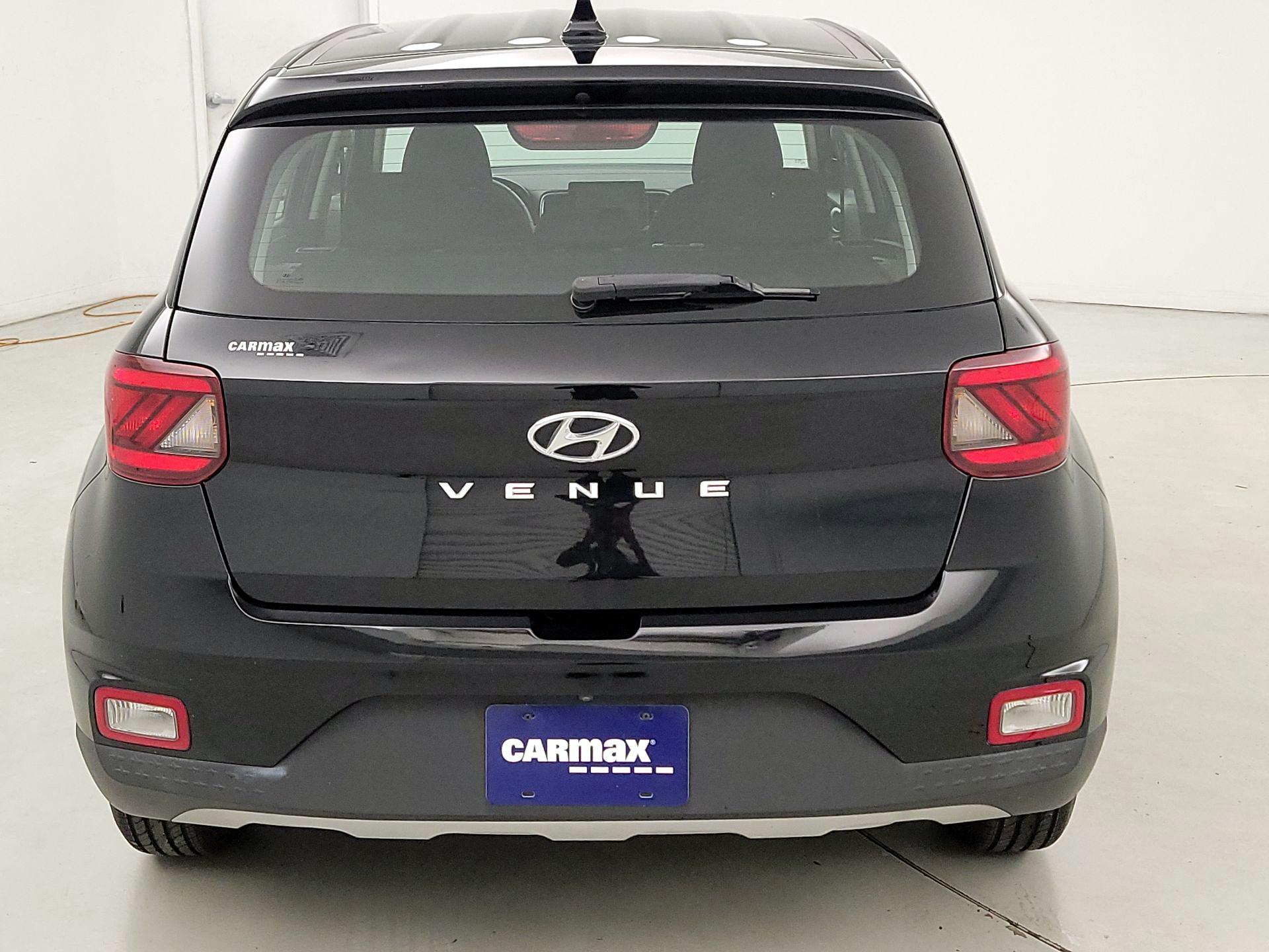 Thumbnail: 2020 Hyundai Venue - 6