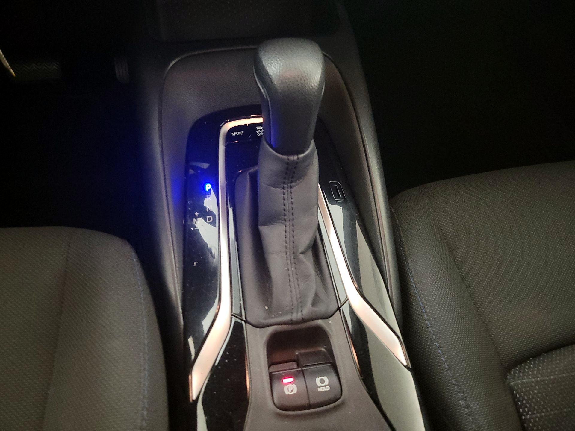 Thumbnail: 2021 Toyota Corolla - 15