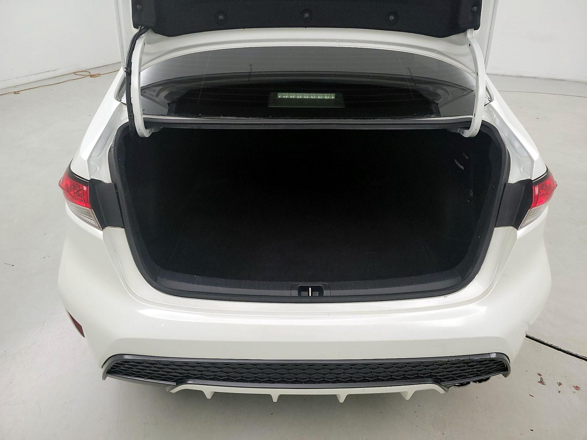 Thumbnail: 2021 Toyota Corolla - 18