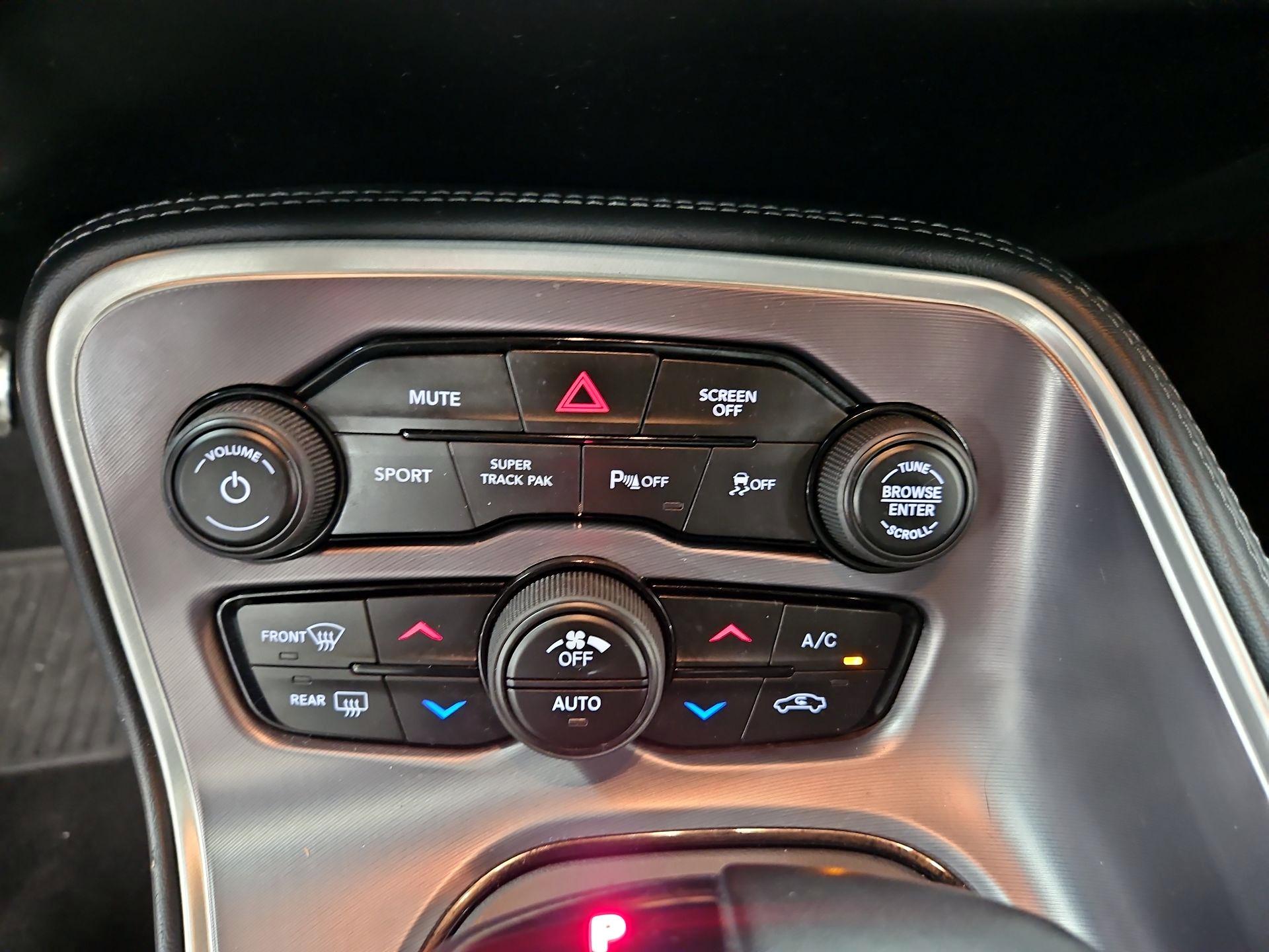 Thumbnail: 2020 Dodge Challenger - 16