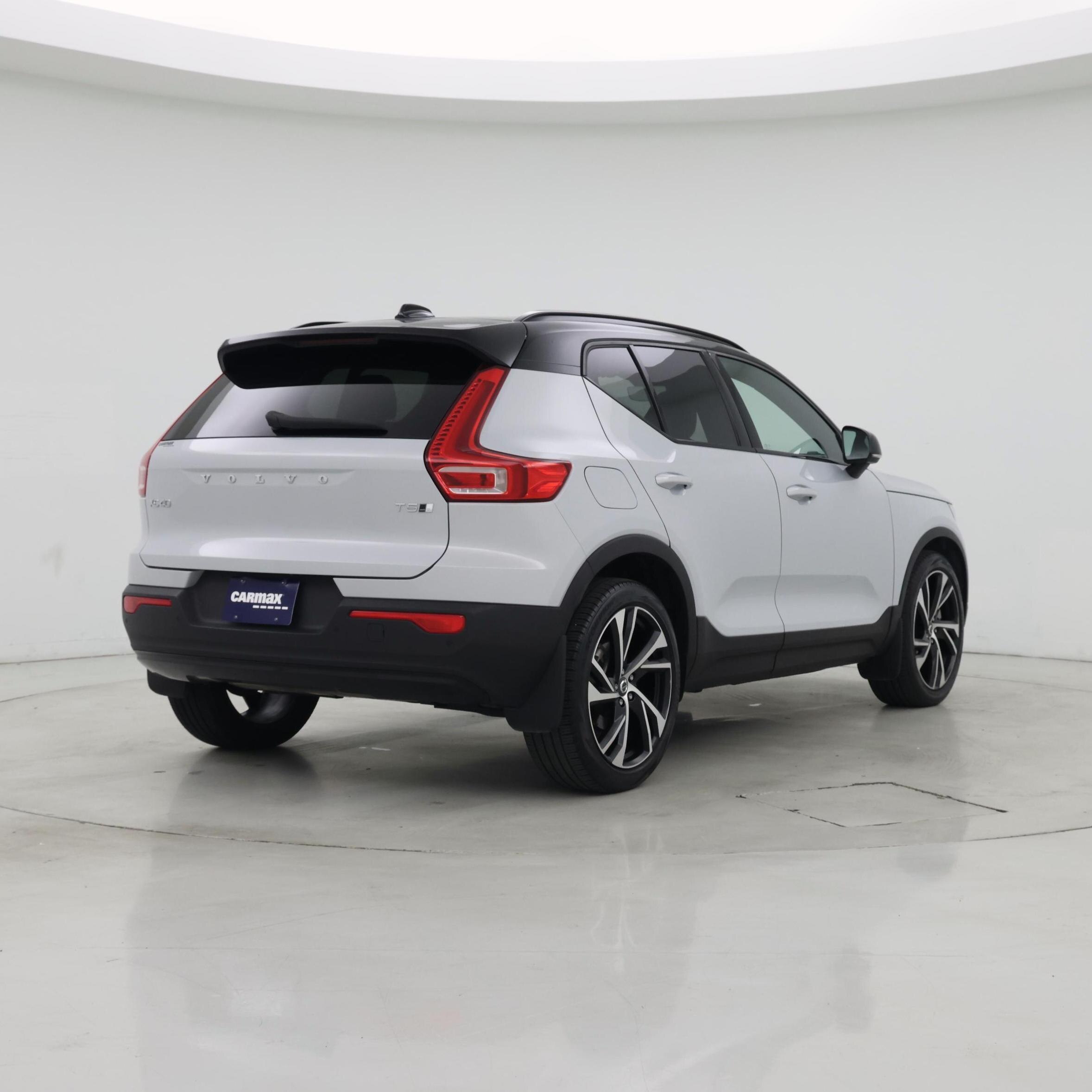 Thumbnail: 2021 Volvo XC40 - 8